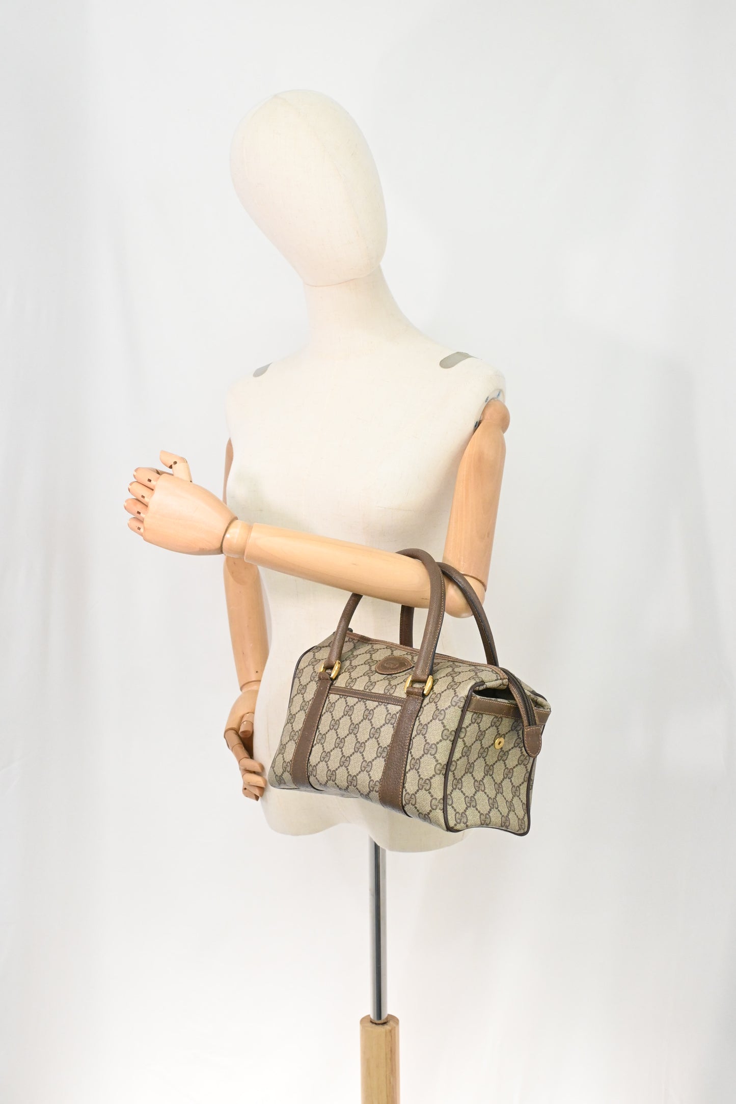 Gucci Handbag in GG Supreme Canvas