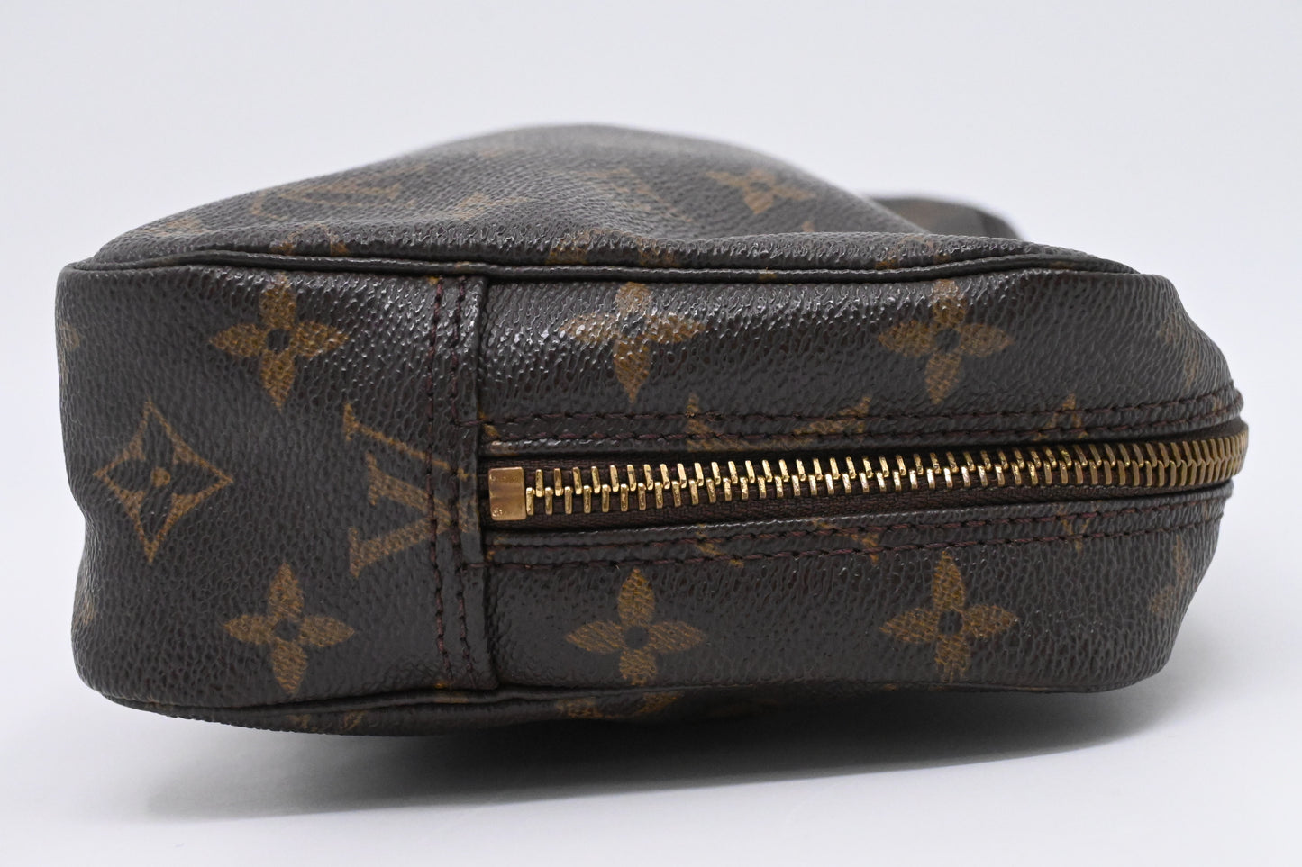 Louis Vuitton Trousse 23 in Monogram Canvas