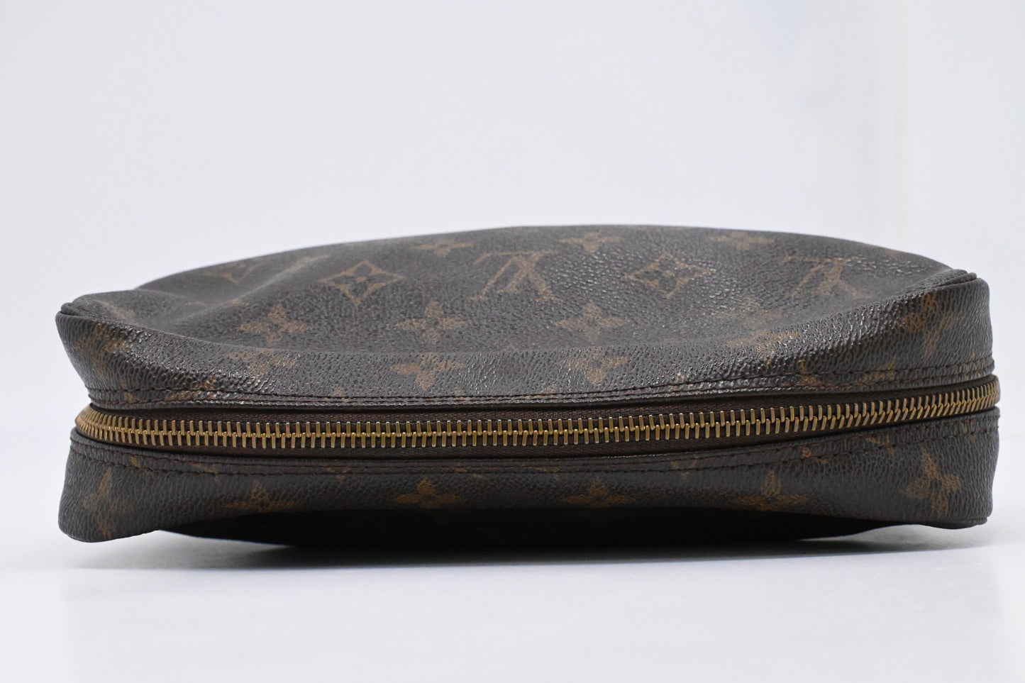 Louis Vuitton Trousse 23 in Monogram Canvas