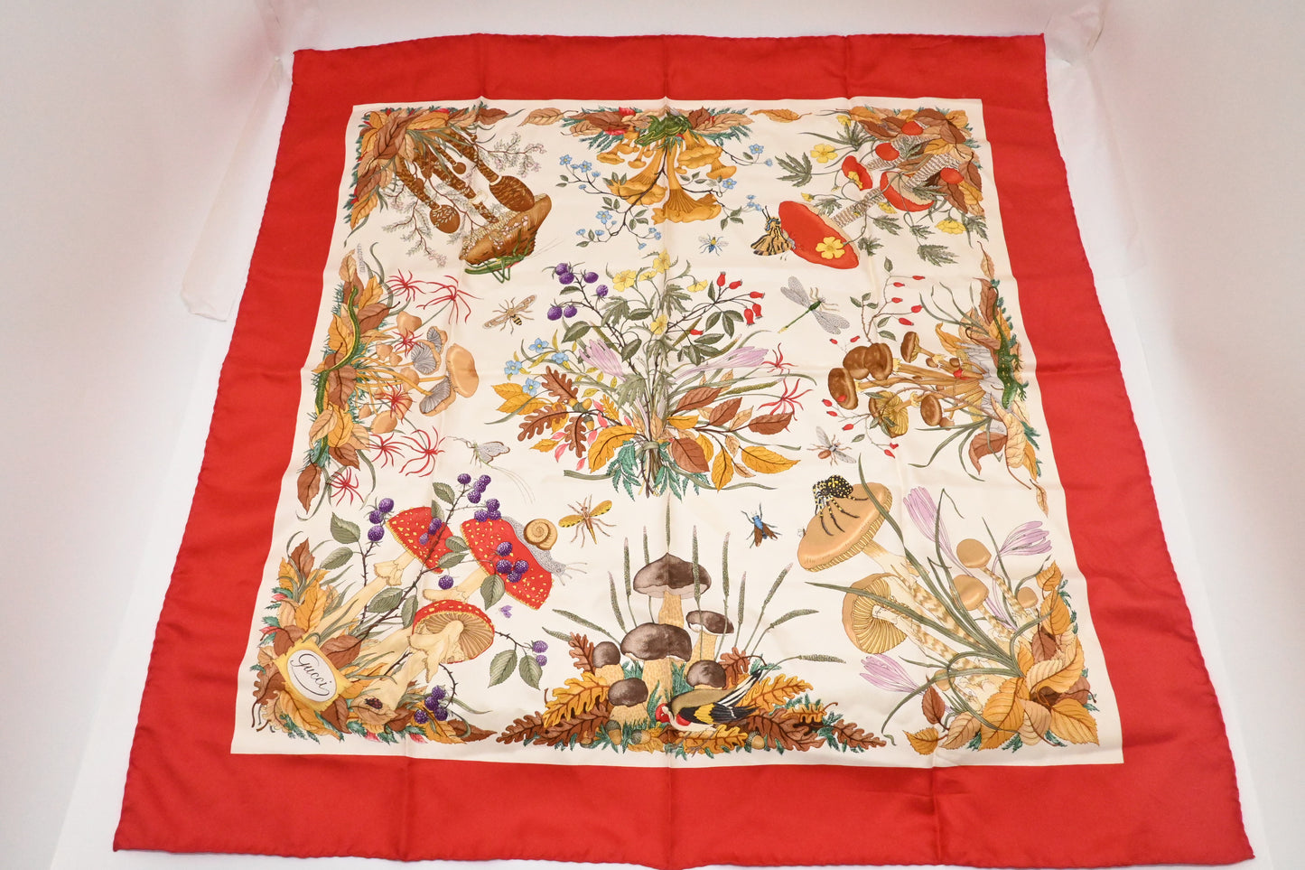 Gucci Floral Scarf in Red Silk