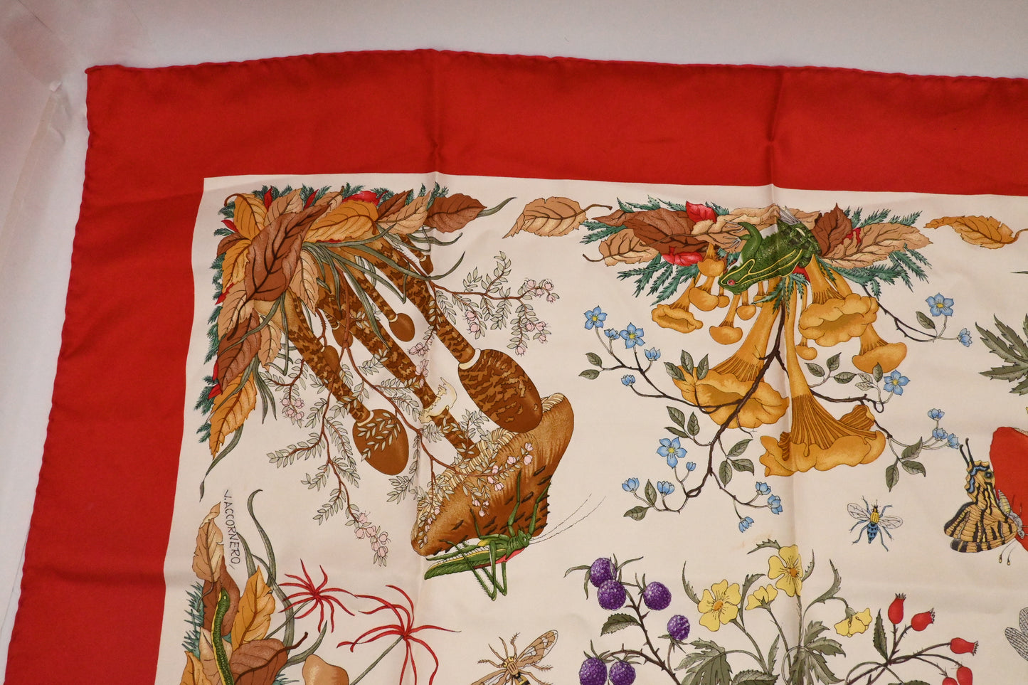Gucci Floral Scarf in Red Silk