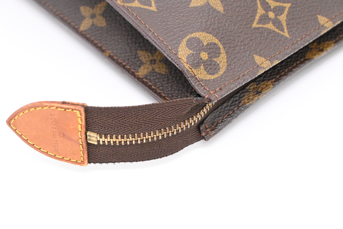 Louis Vuitton Toiletry 26 in Monogram Canvas