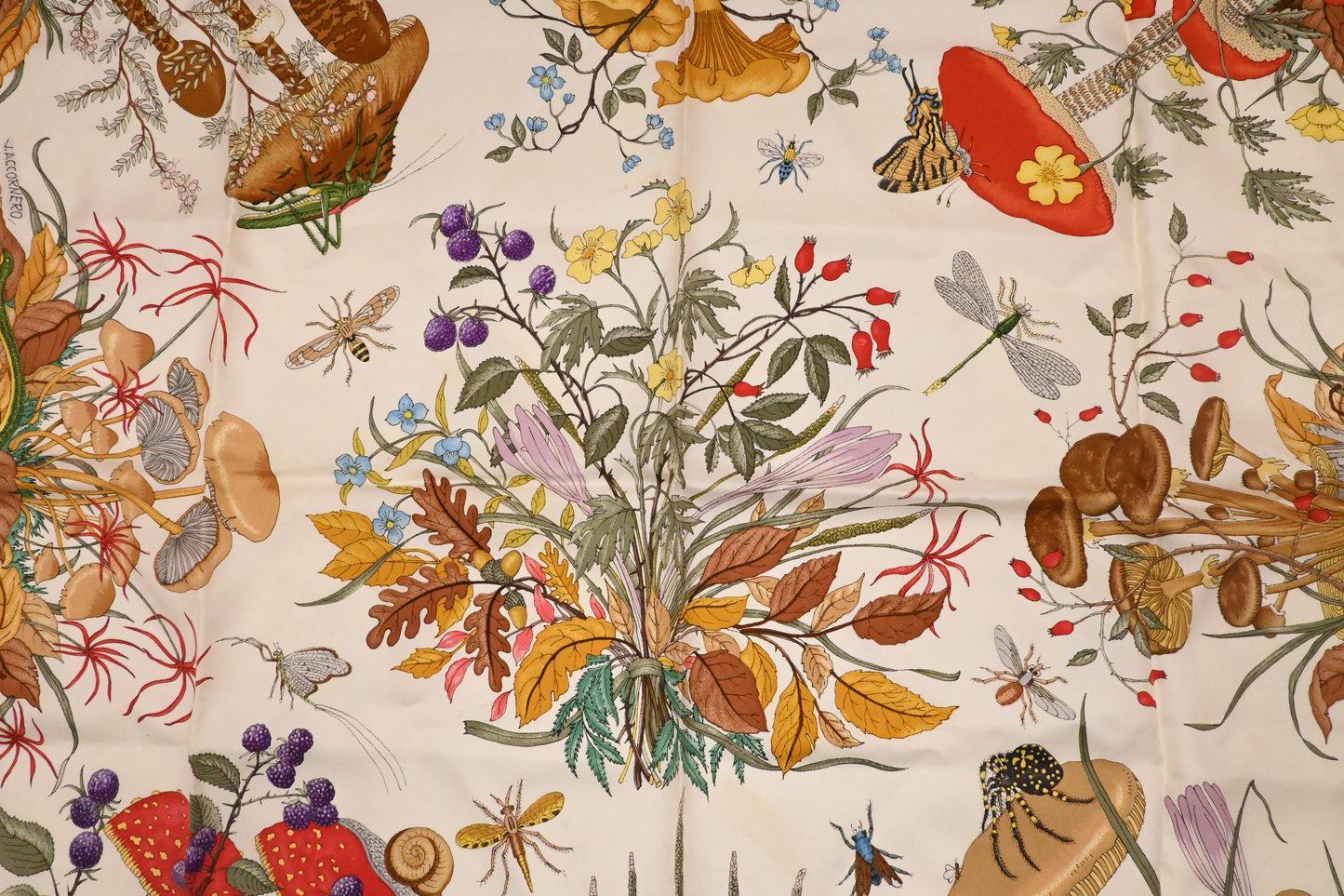 Gucci Floral Scarf in Red Silk