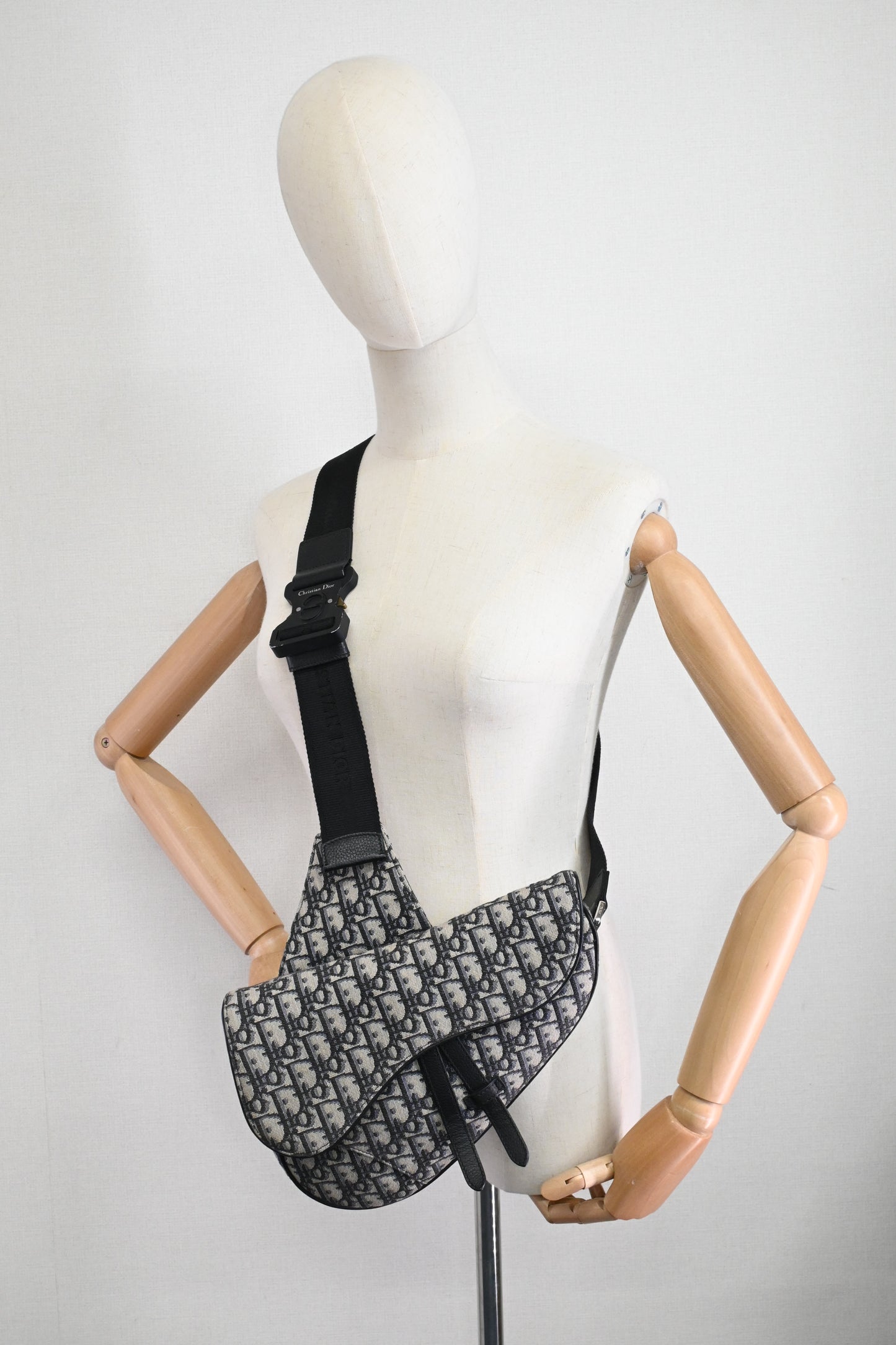 Dior Saddle Bag Crossbody in Blue Oblique Canvas