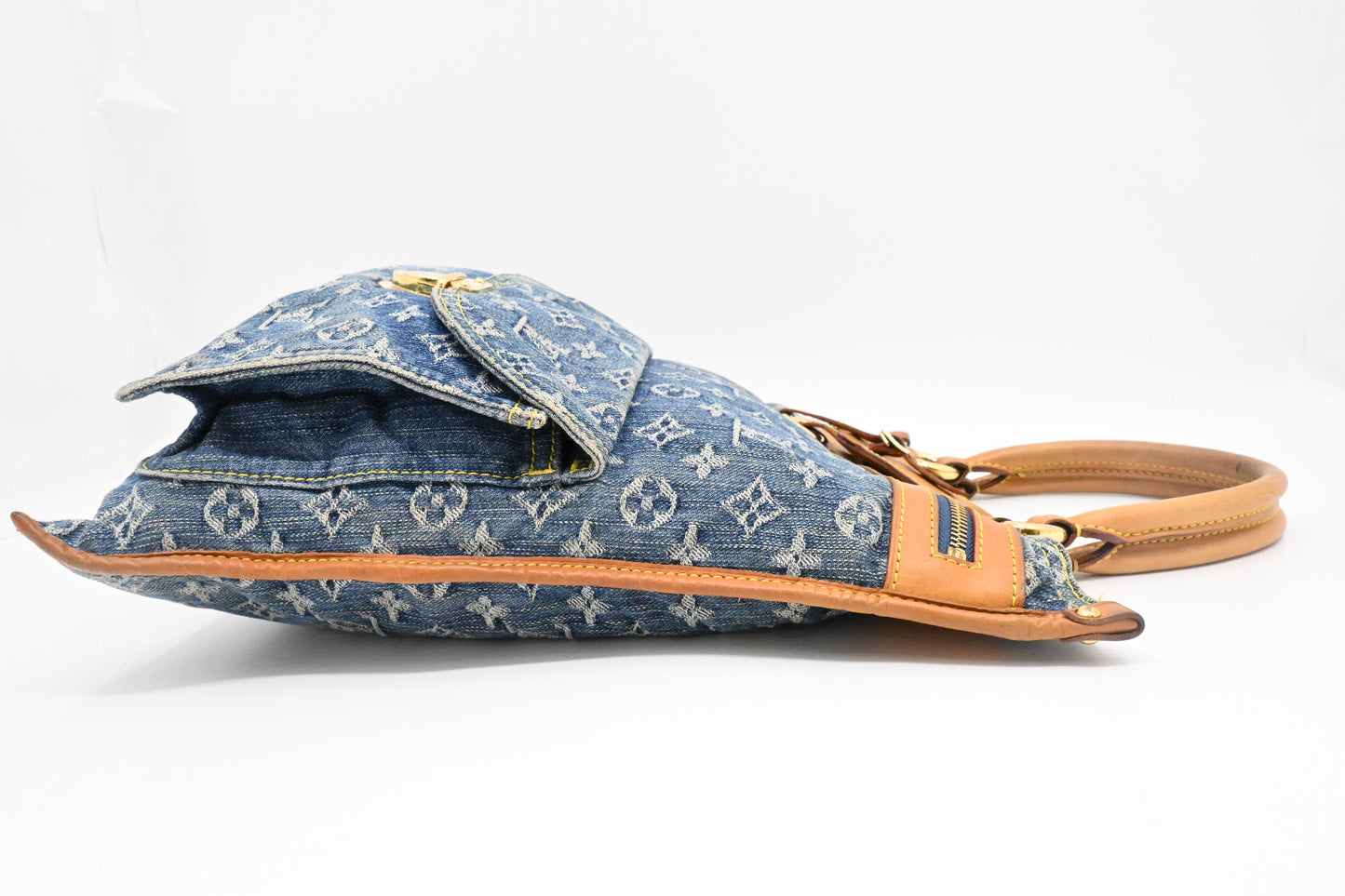 Louis Vuitton Flat Shopper in Monogram Denim