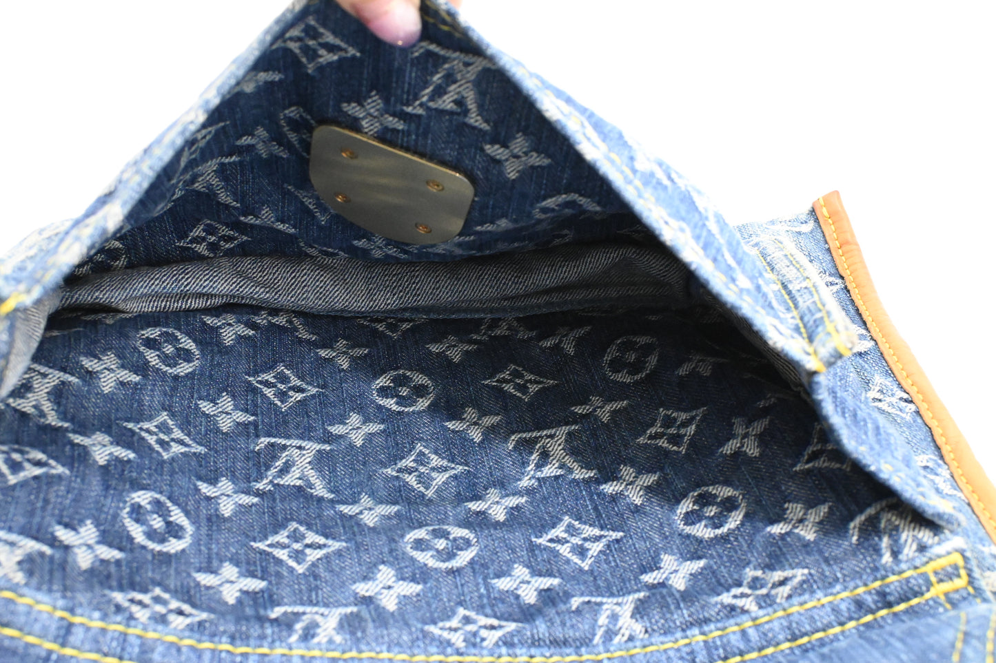 Louis Vuitton Flat Shopper in Monogram Denim