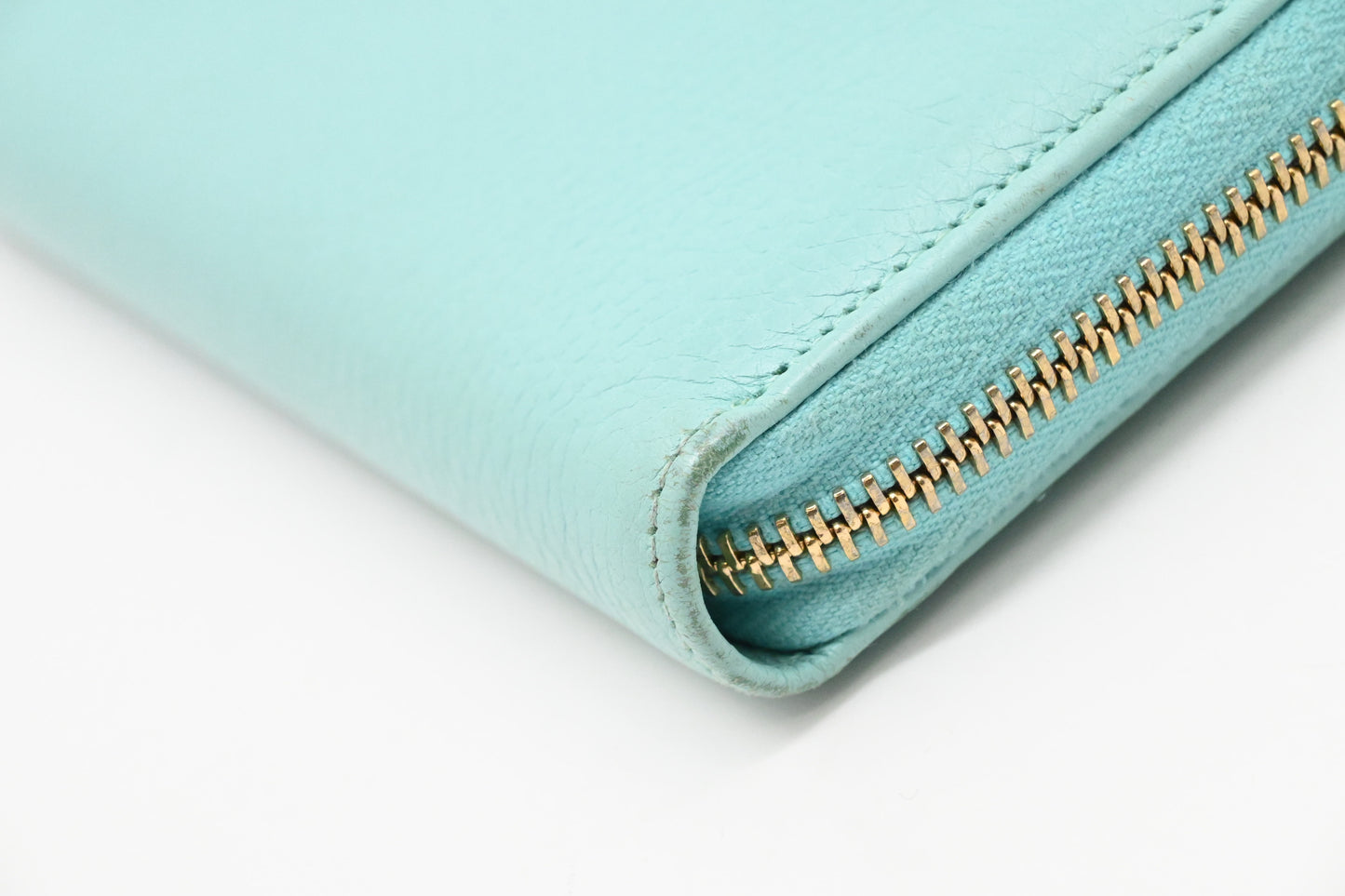 Gucci Zippy Wallet in Teal Leather