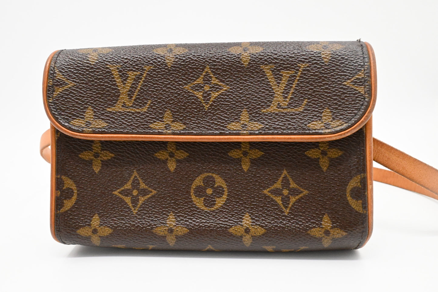 Louis Vuitton Pochette Florentine in Monogram Canvas