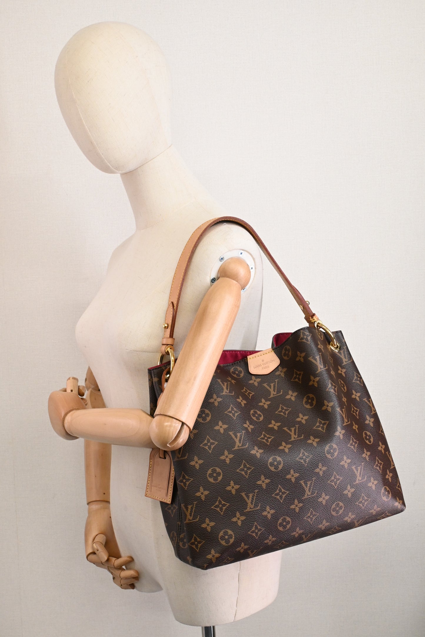 Louis Vuitton Graceful PM in Monogam Canvas