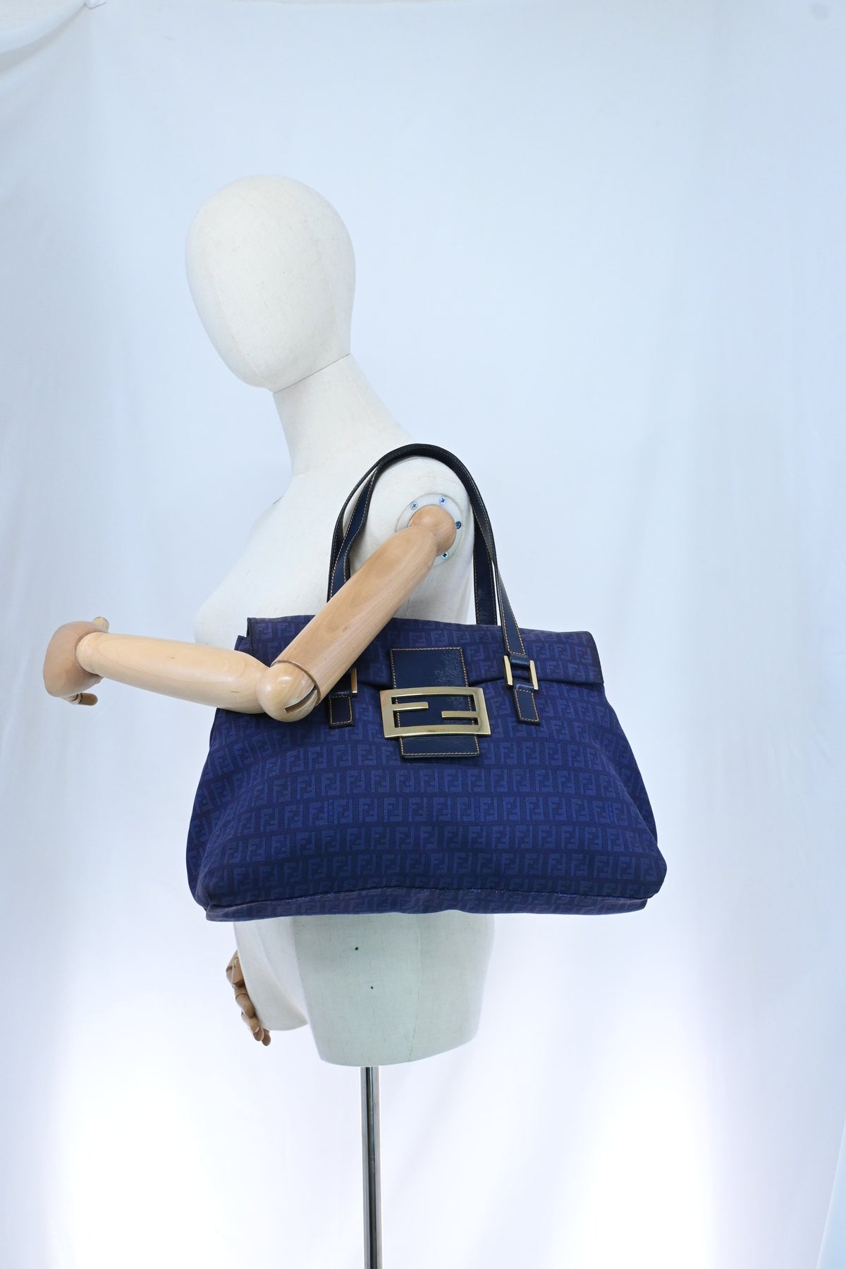 Fendi Shoulder Bag in Blue Zuccino Canvas