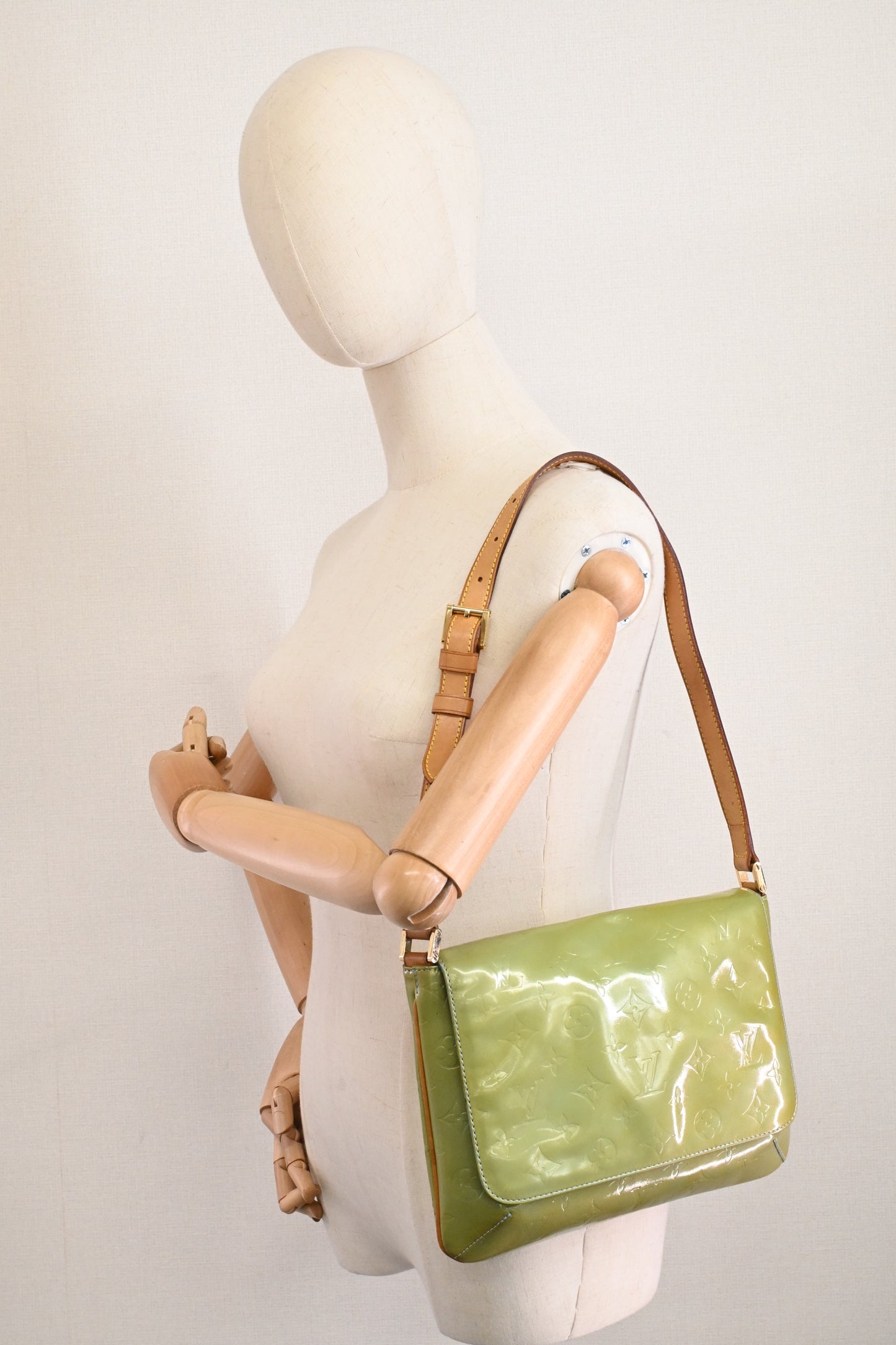 Louis Vuitton Thompson Street in Green Vernis Leather