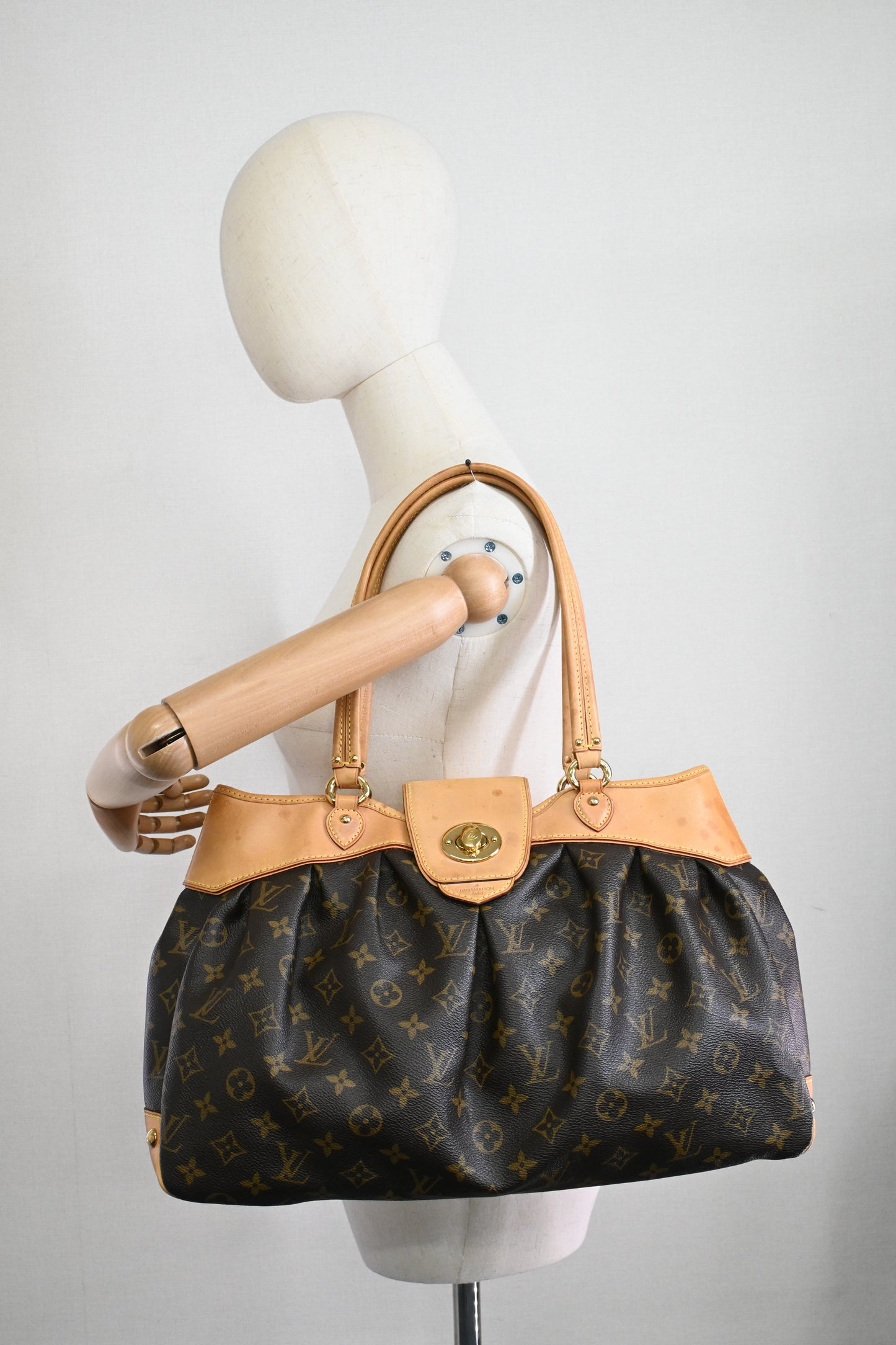 Louis Vuitton Boetie MM in Monogram Canvas