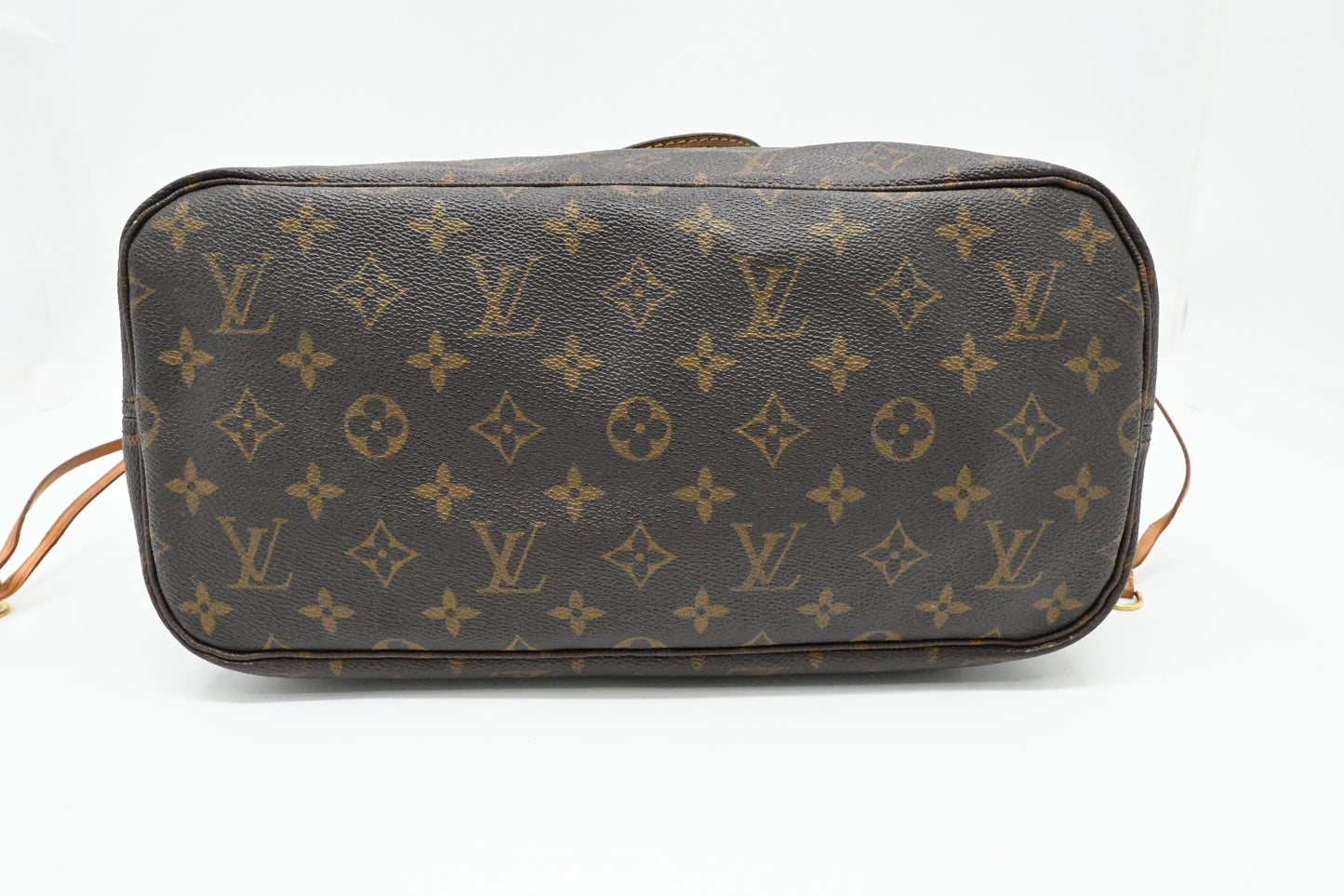 Louis Vuitton Neverfull MM in Monogram Canvas