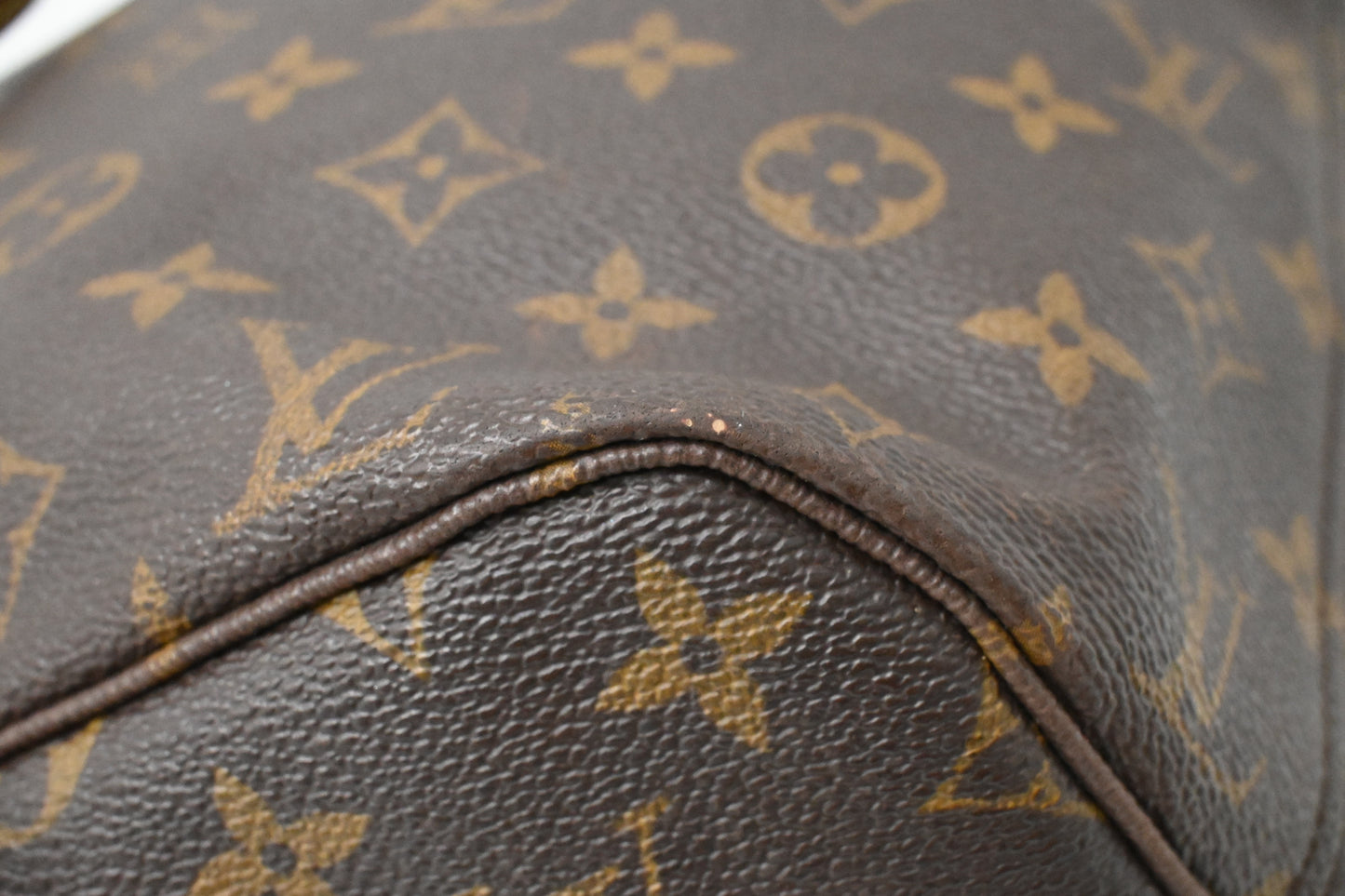 Louis Vuitton Neverfull MM in Monogram Canvas