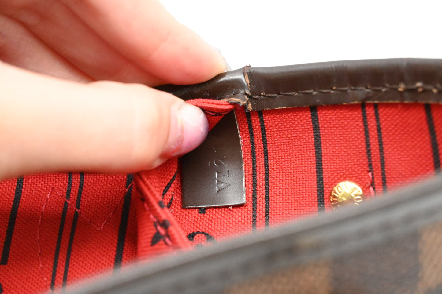 Louis Vuitton Neverfull PM in Damier Ebene Canvas