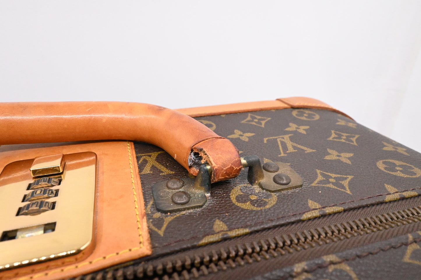 Louis Vuitton Stratos 50 in Monogram Canvas
