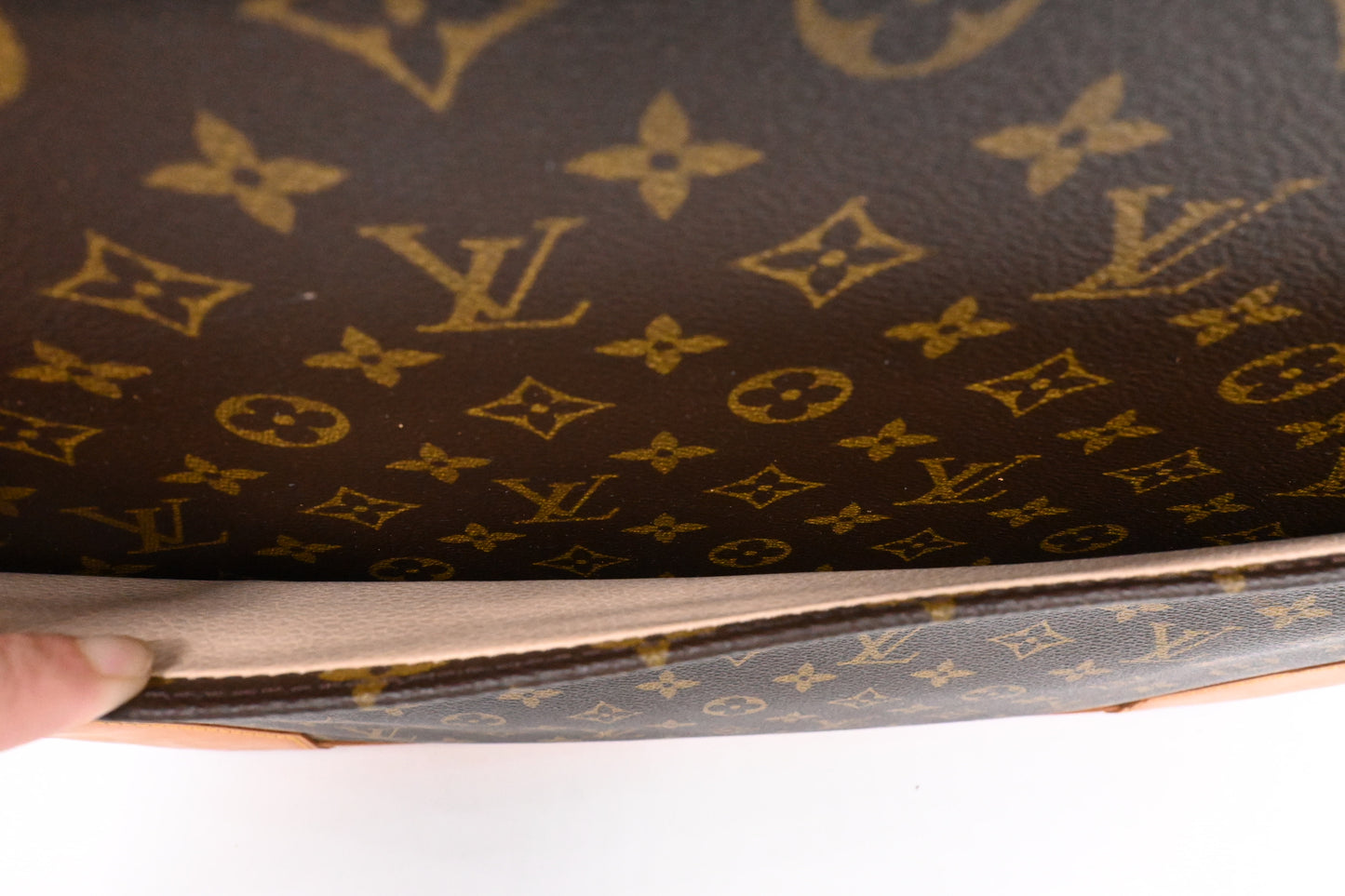 Louis Vuitton Stratos 50 in Monogram Canvas