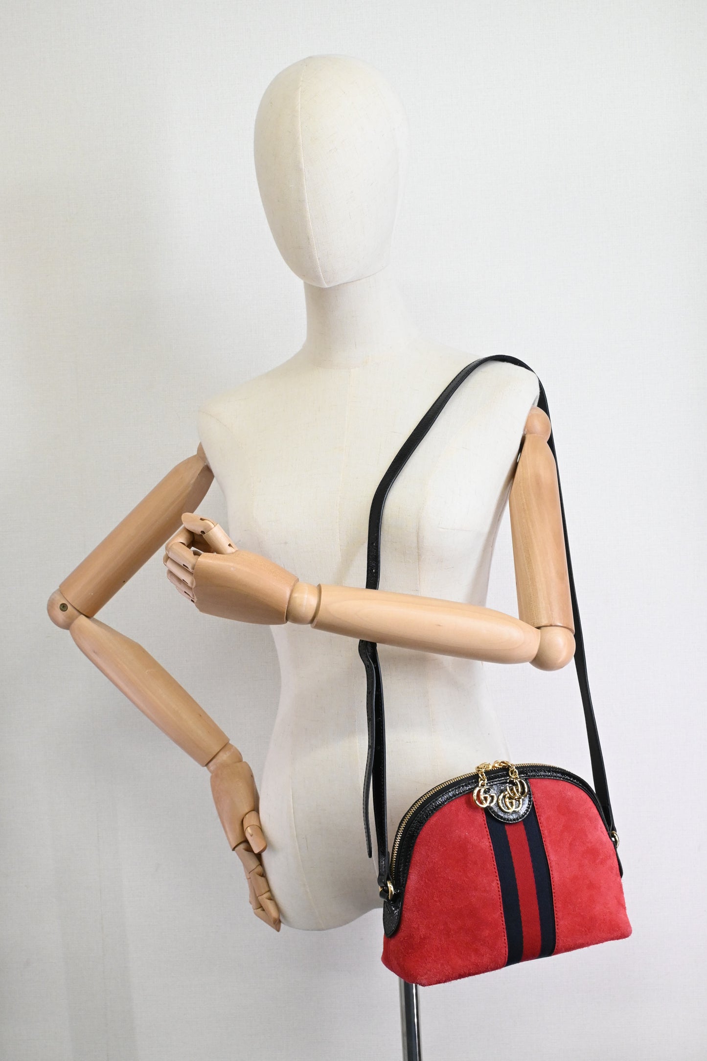 Gucci Ophidia Dome Crossbody Bag in Red Suede Leather