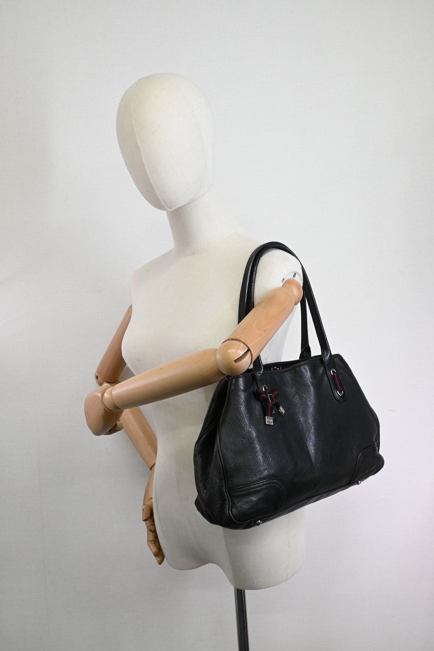 Gucci Princy Tote in Black Leather