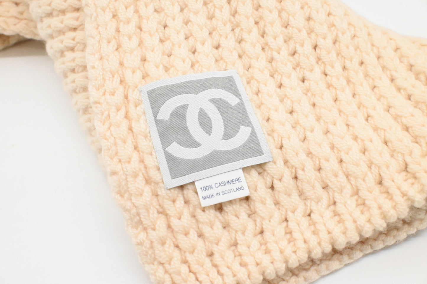 Chanel Scarf in Beige Cashmere