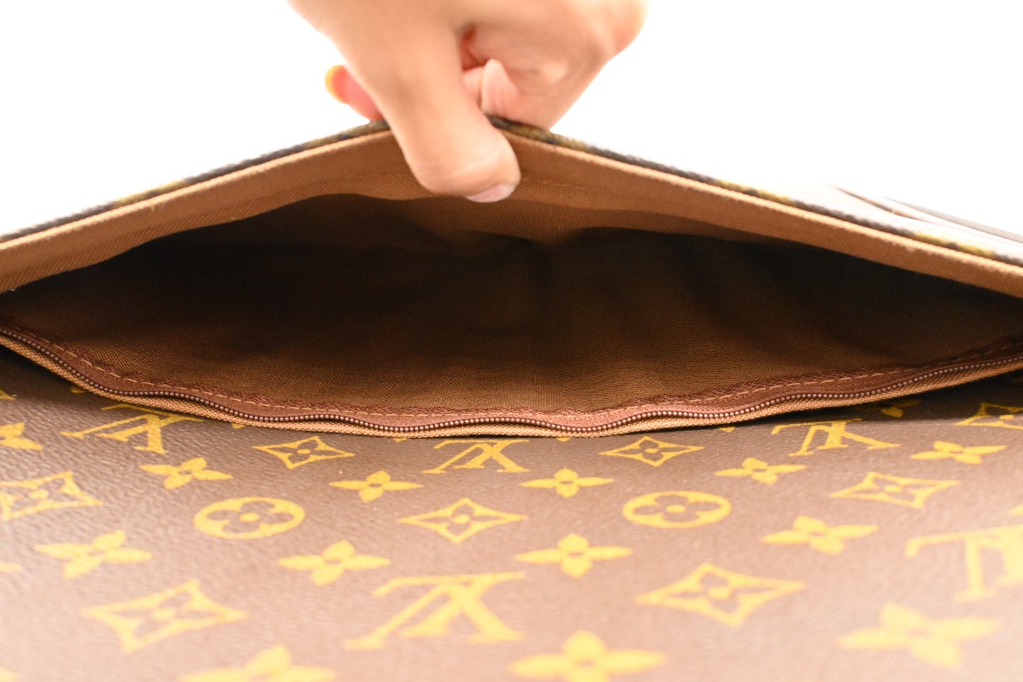 Louis Vuitton Pegase 55 in Monogram Canvas