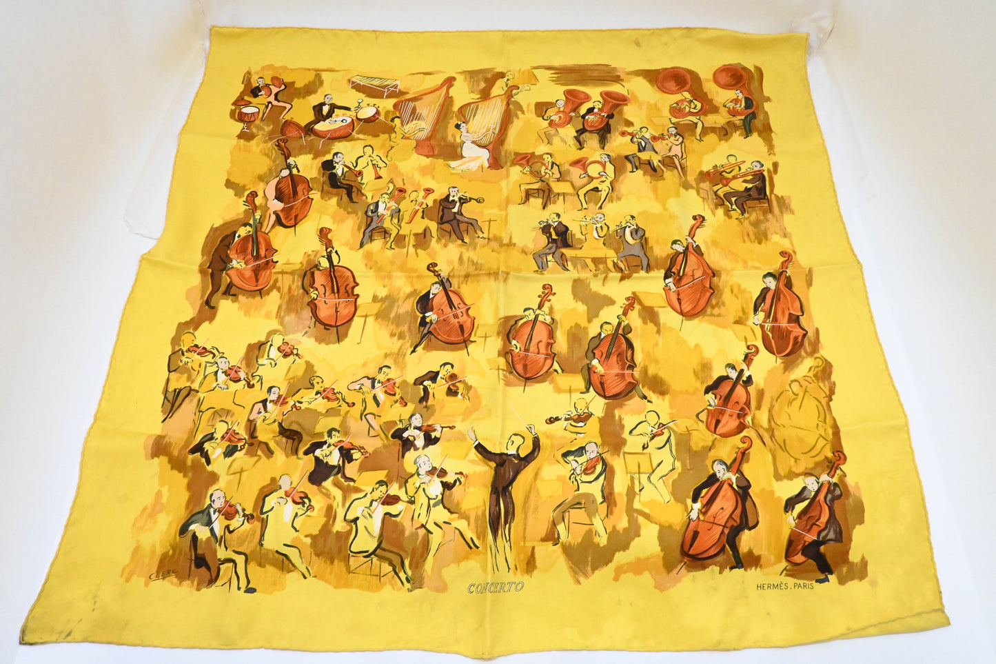 Hermes 'Concerto' Carre 90 in Yellow Silk