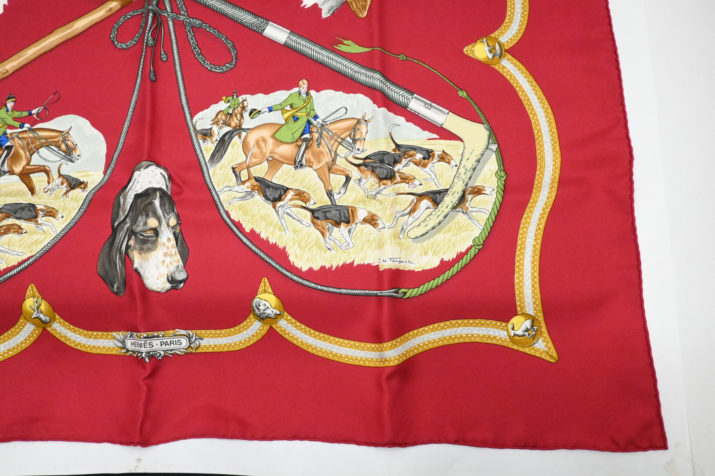 Hermes Carre 90 "Le Laisser Courre" in Red Silk