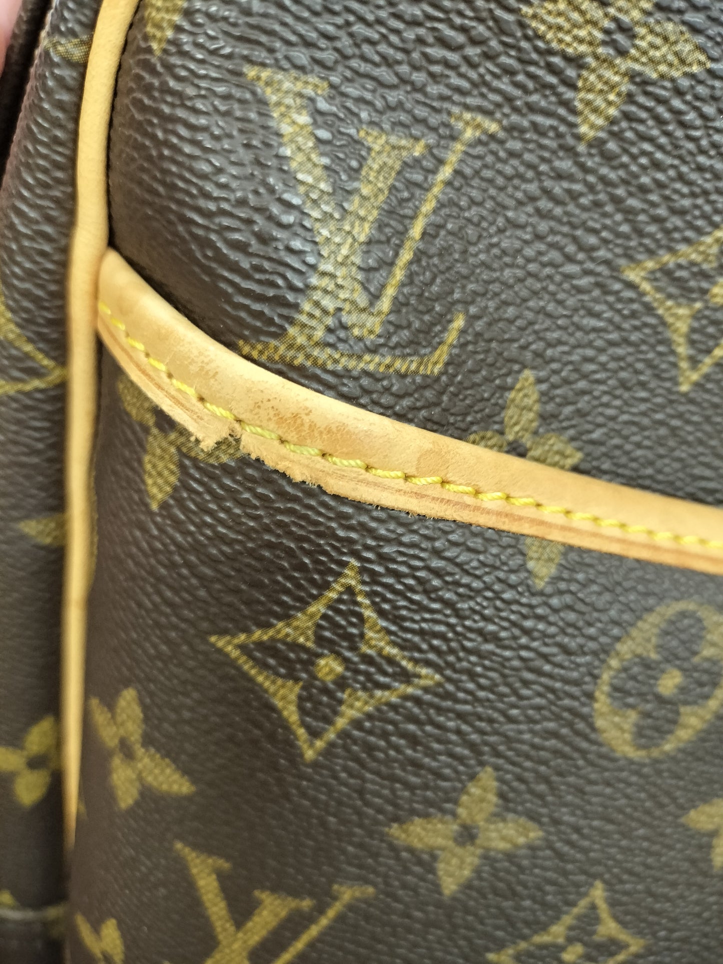 Louis Vuitton Alize 2 Pouches in Monogram Canvas