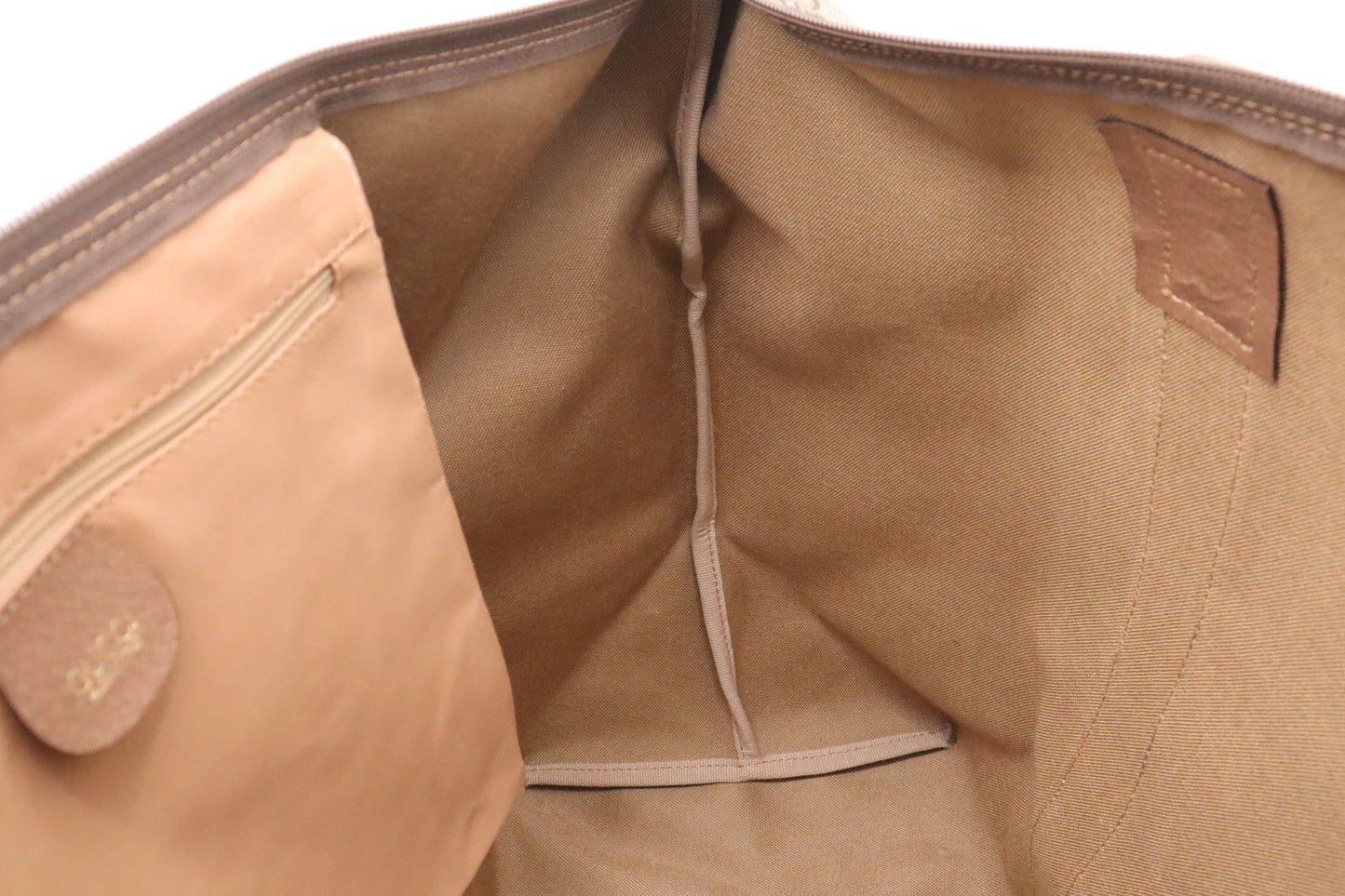 Gucci Large Tote in GG Supreme Canvas