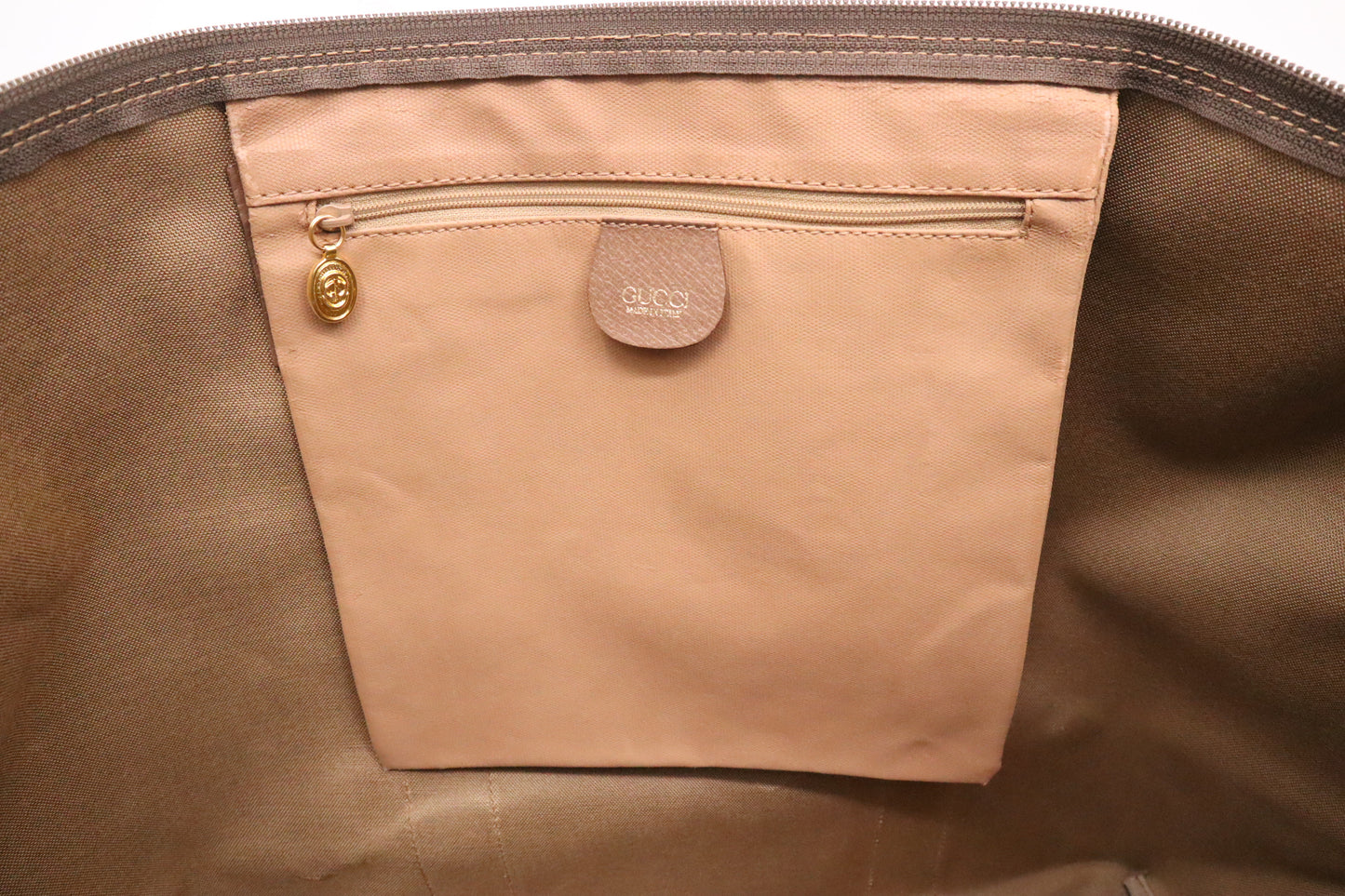 Gucci Large Tote in GG Supreme Canvas