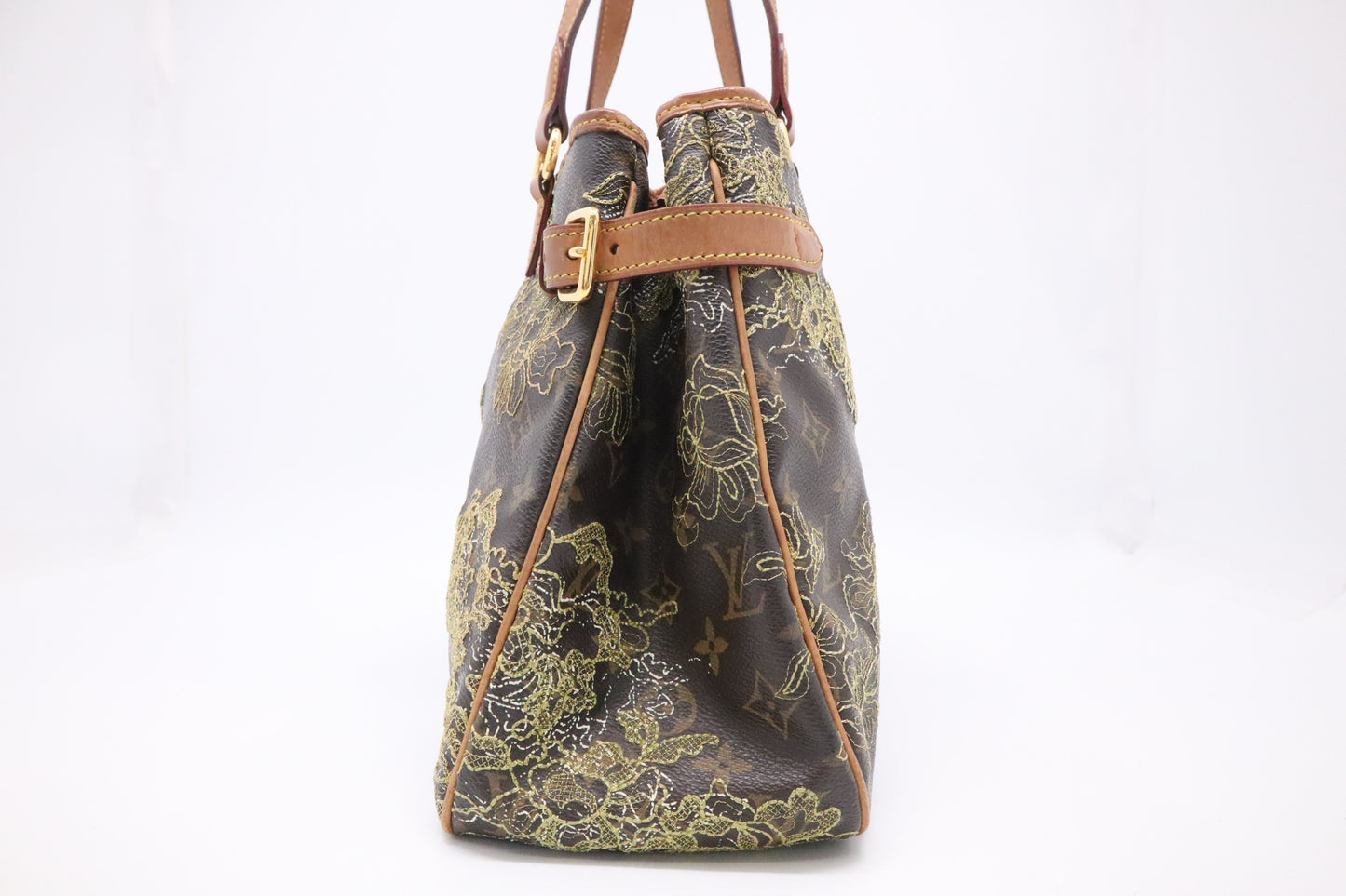 Louis Vuitton Batignolles Horizontal in Dentelle Monogram Canvas