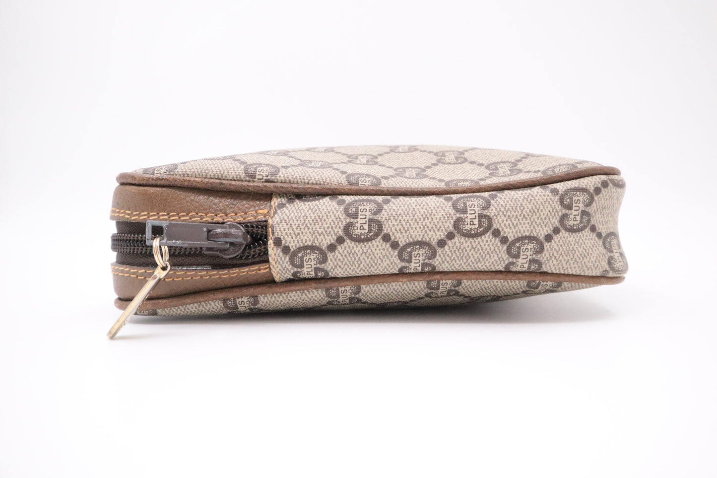 Gucci Clutch Bag in GG Plus Supreme Canvas