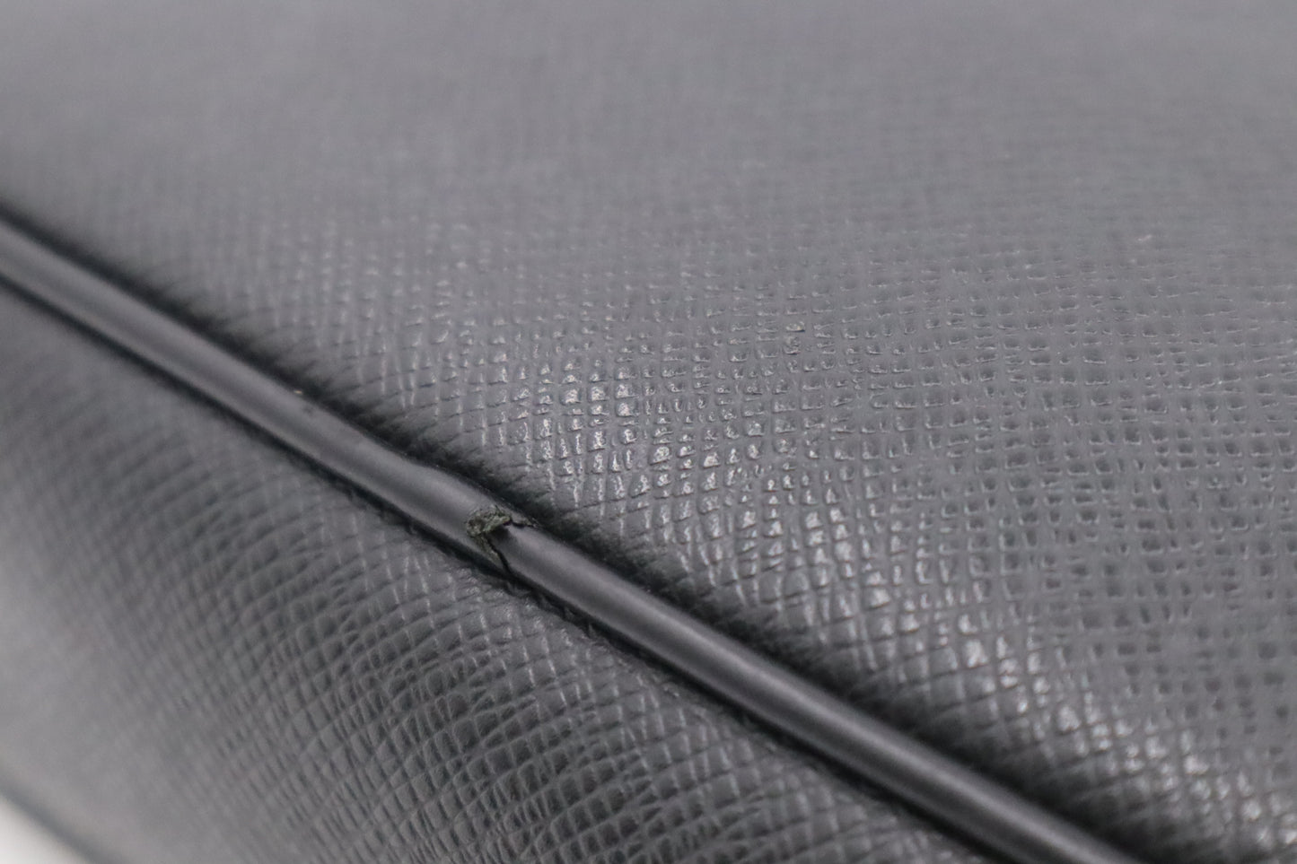 Louis Vuitton Wrist Bag in Dark Grey Taiga Leather
