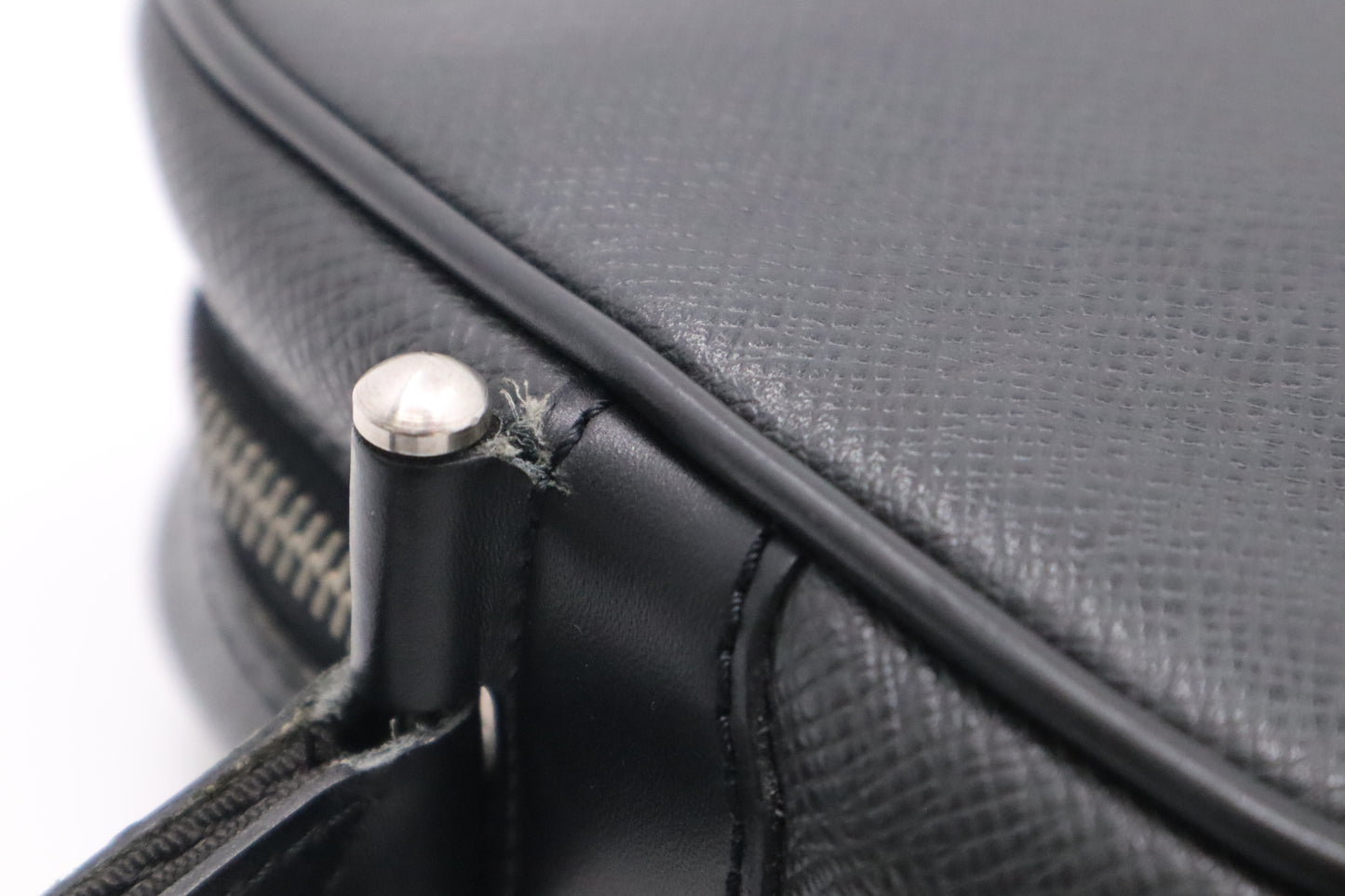 Louis Vuitton Wrist Bag in Dark Grey Taiga Leather