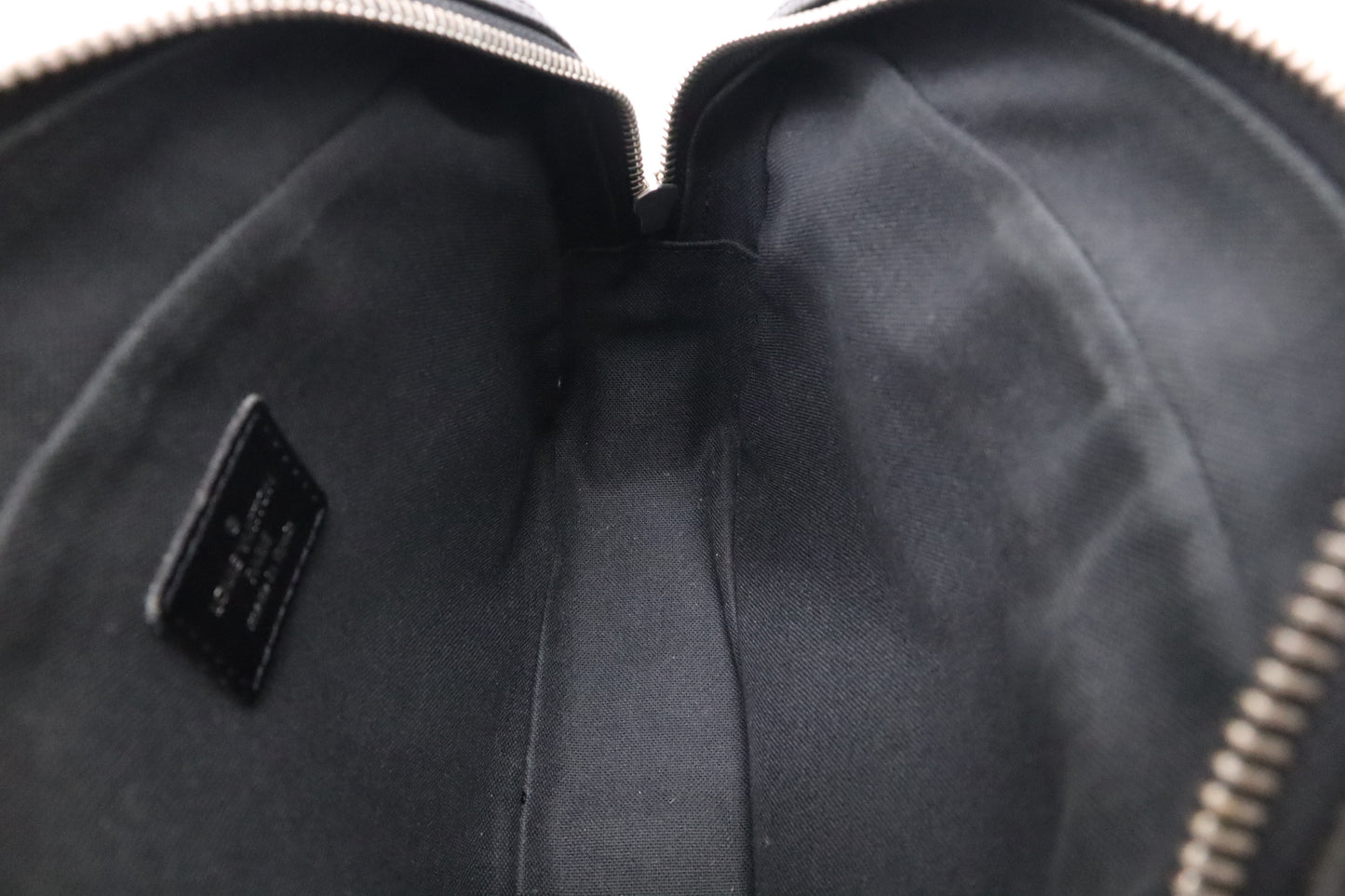 Louis Vuitton Wrist Bag in Dark Grey Taiga Leather