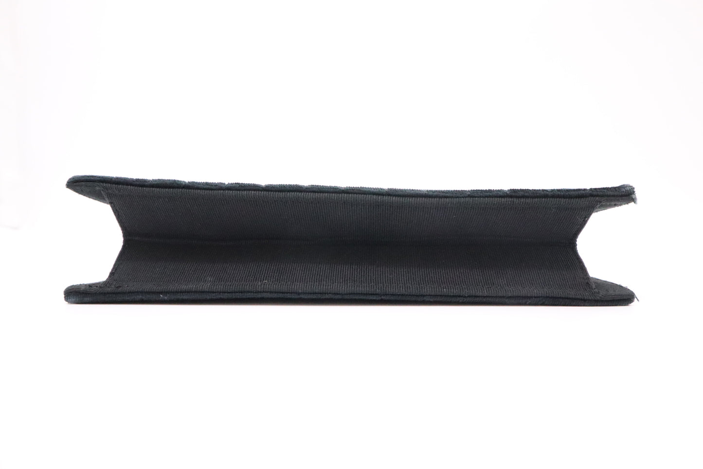 Chanel Shoulder Bag in Black Velvet