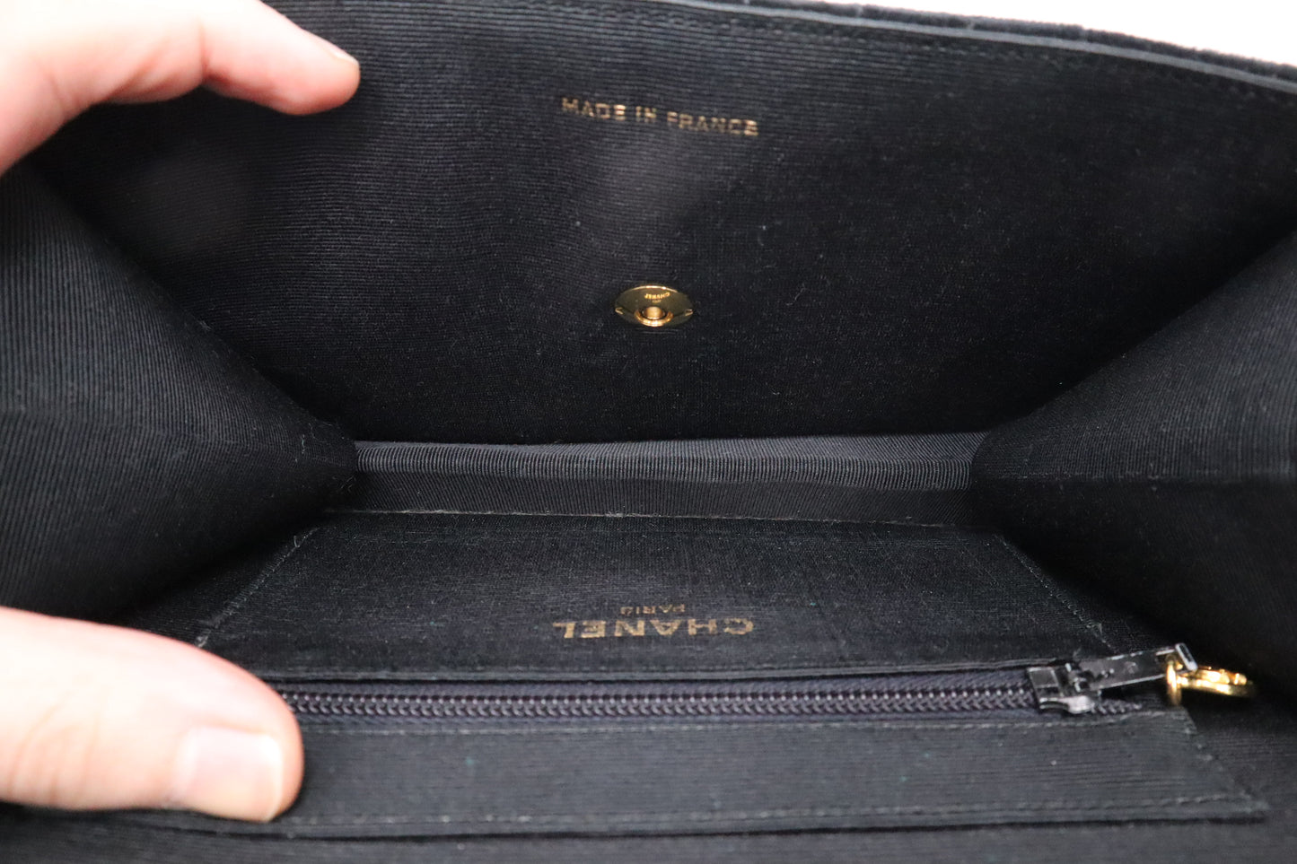 Chanel Shoulder Bag in Black Velvet