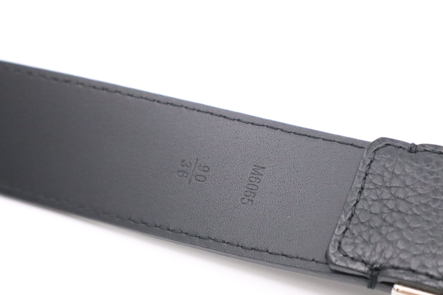 Louis Vuitton Belt in Black Leather