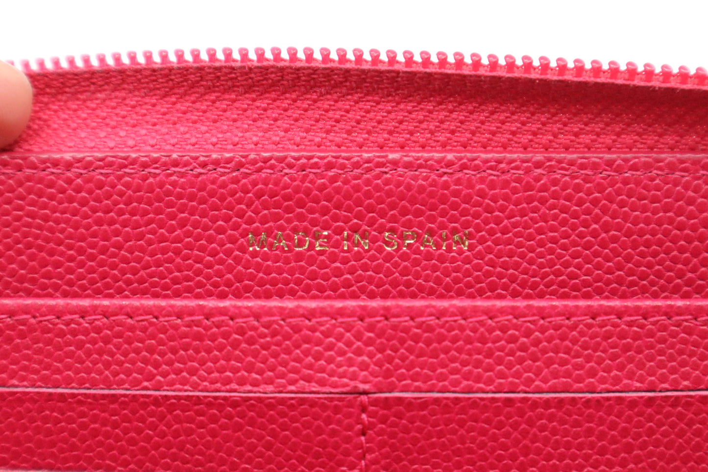 Chanel Boy Long Zippy in Pink Caviar Leather