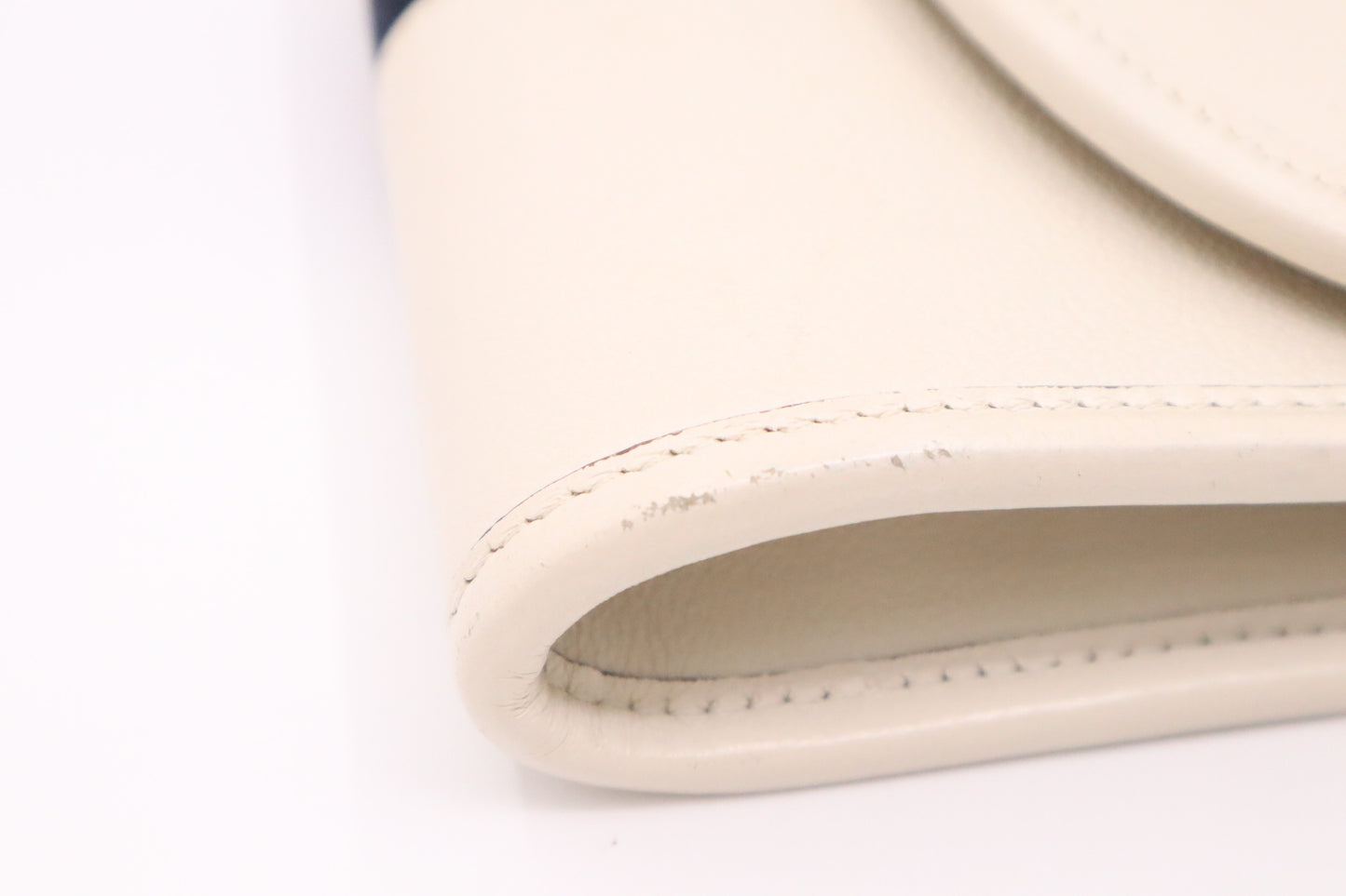 Gucci Mini Rajah Crossbody in White Leather