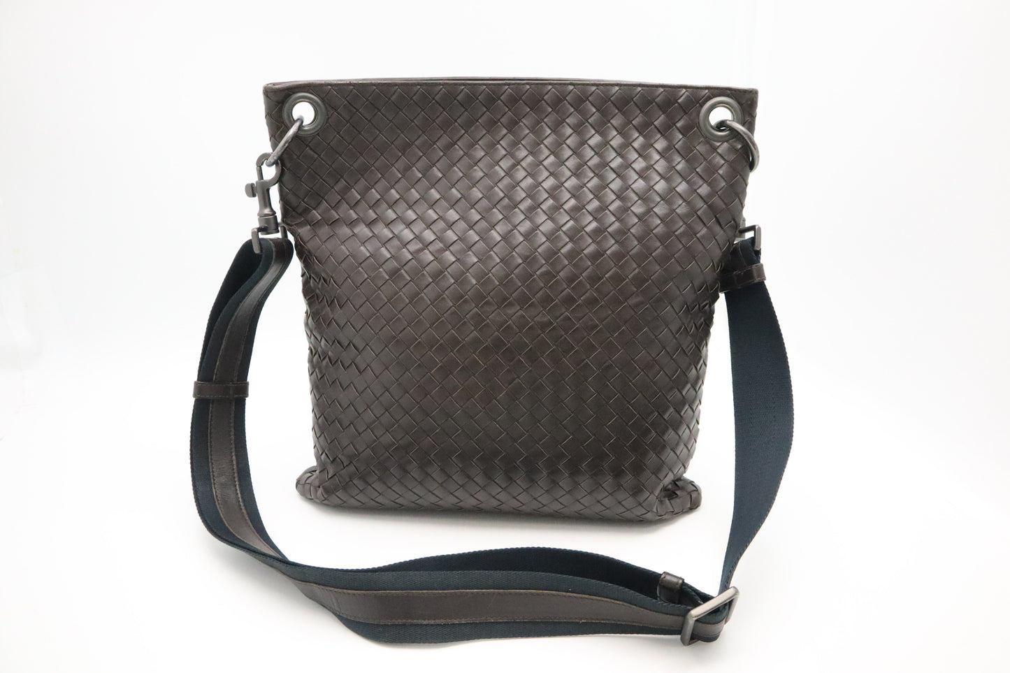 Bottega Veneta Crossbody in Dark Brown Intrecciato Leather