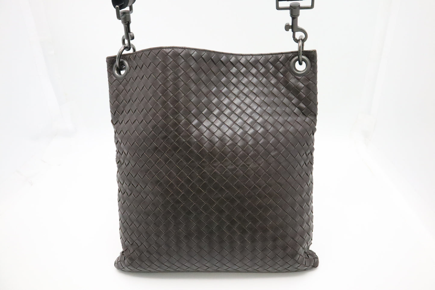 Bottega Veneta Crossbody in Dark Brown Intrecciato Leather