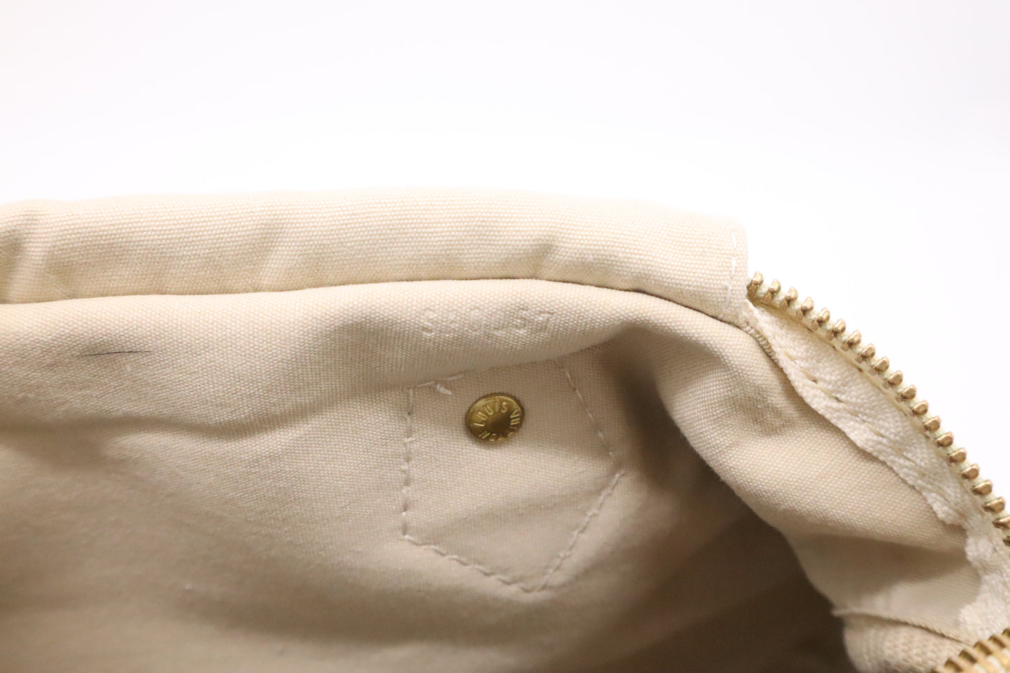 Louis Vuitton Speedy 30 in Dune Monogram Canvas