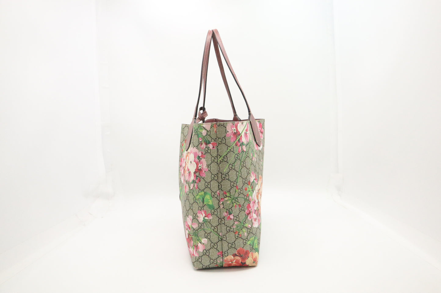 Gucci Reversible Tote in Pink Blooms GG Supreme Canvas