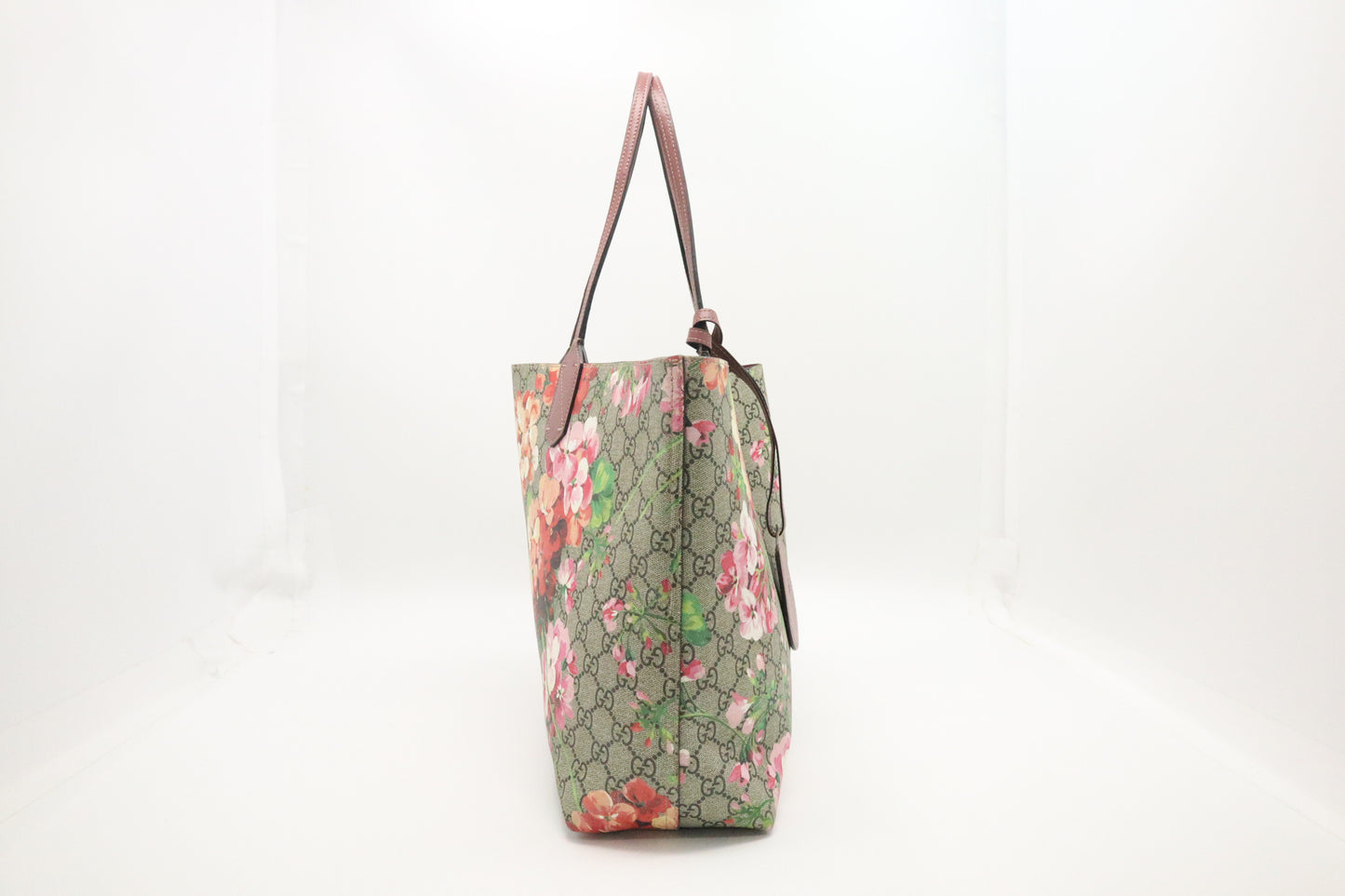 Gucci Reversible Tote in Pink Blooms GG Supreme Canvas