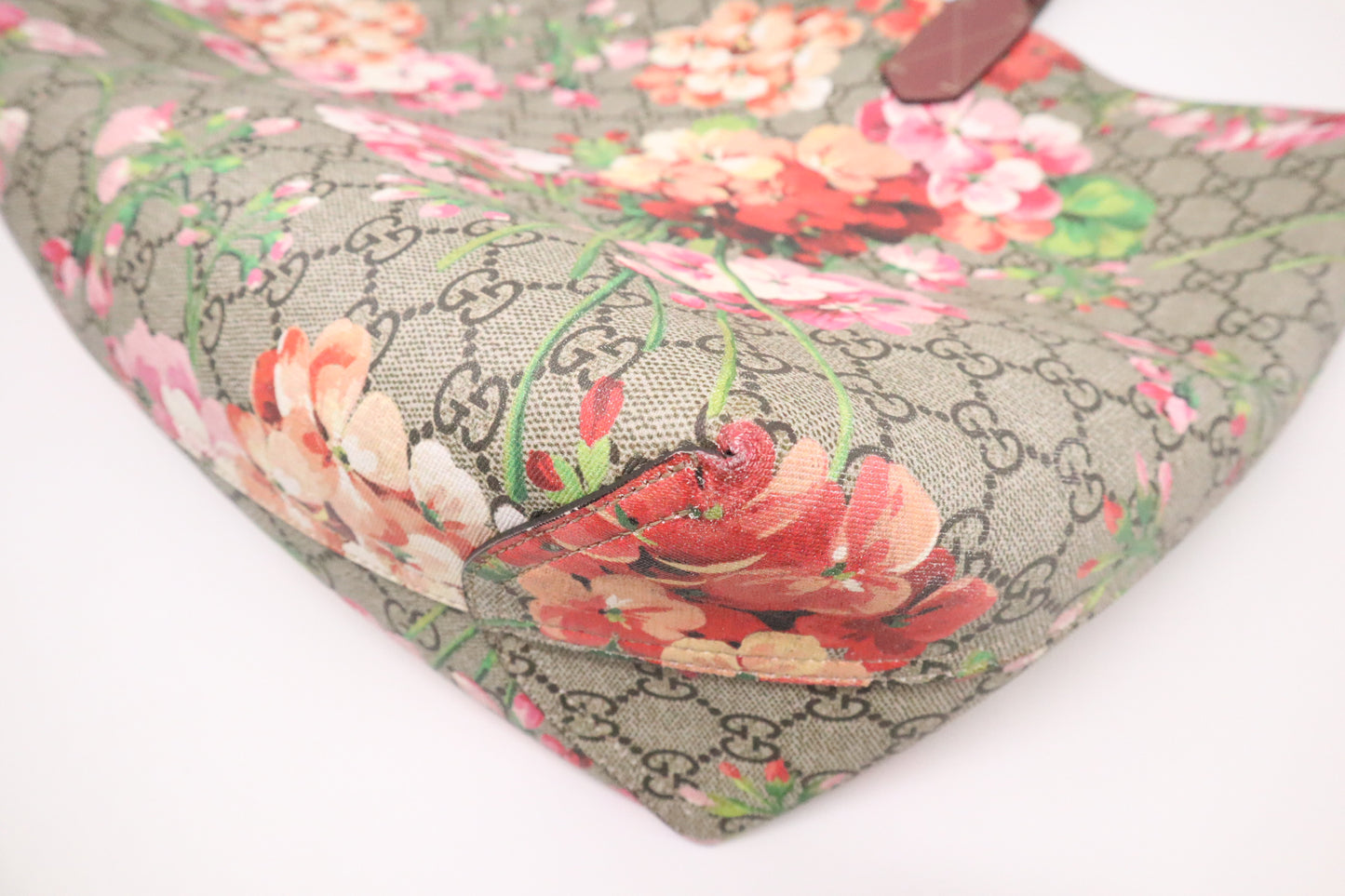 Gucci Reversible Tote in Pink Blooms GG Supreme Canvas