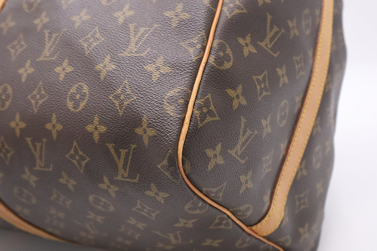 Louis Vuitton Keepall 55 Bandouliere in Monogram Canvas