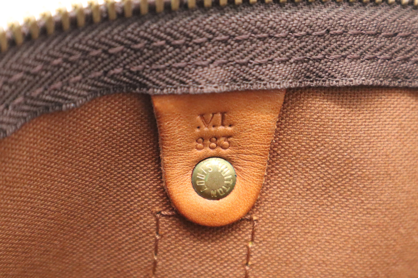 Louis Vuitton Keepall 55 Bandouliere in Monogram Canvas