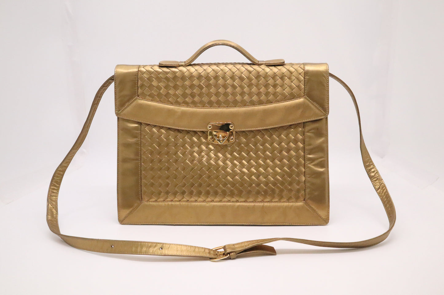 Bottega Veneta Briefcase in Gold Intrecciato Leather