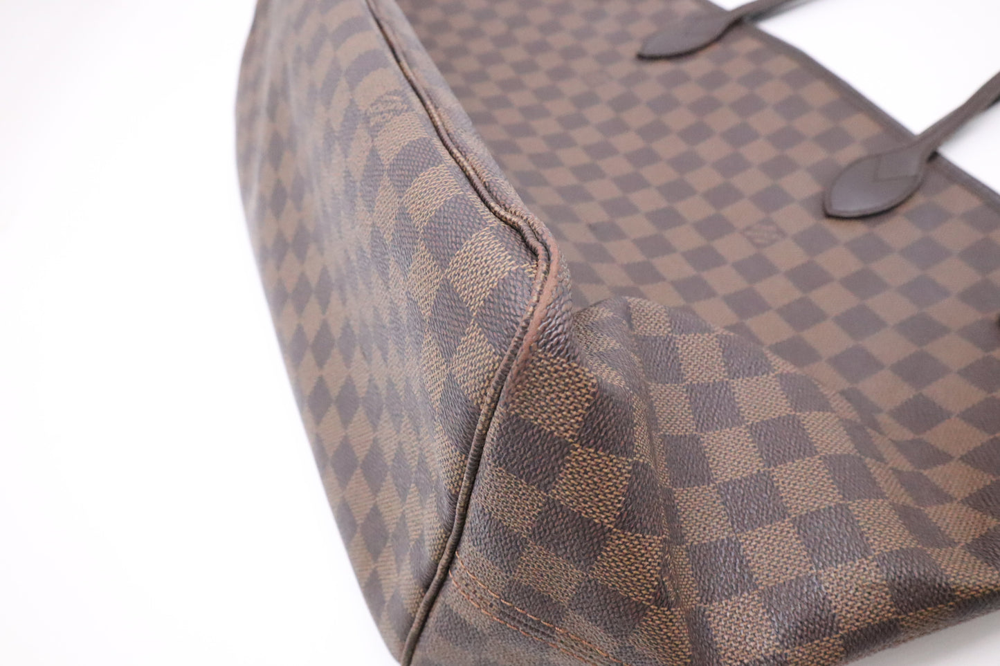 Louis Vuitton Neverfull GM in Damier Ebene Canvas